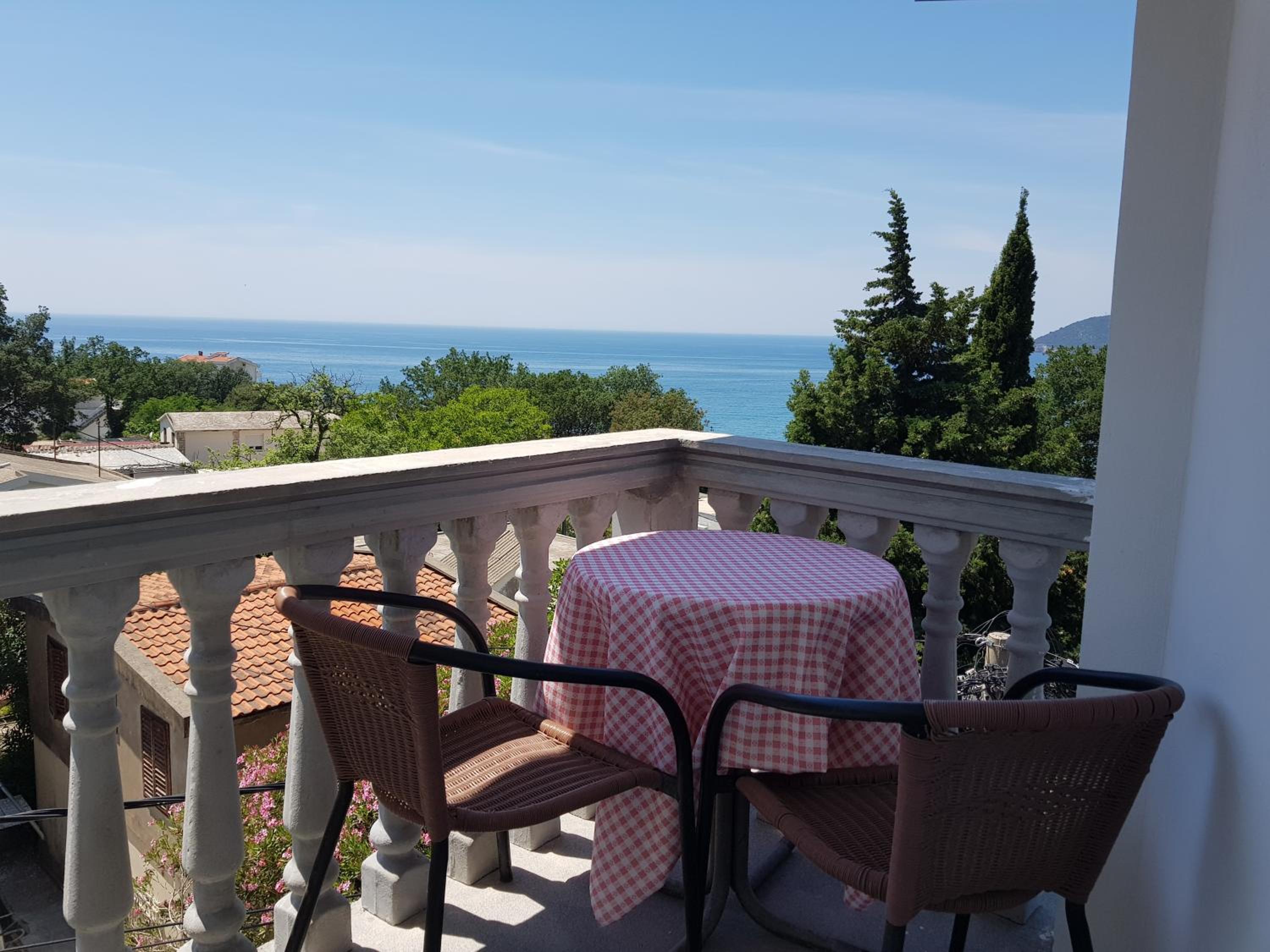 Guest House Dragomir photo 5
