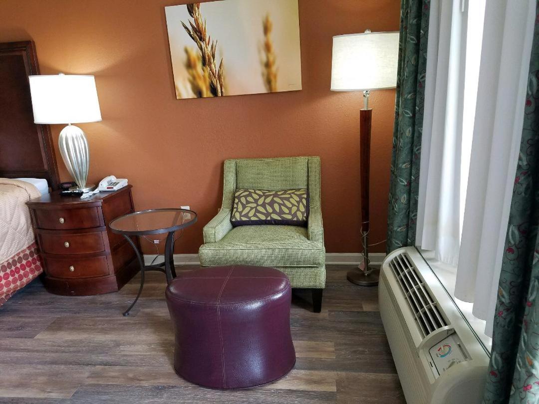 Royal Inn - Property Image 30