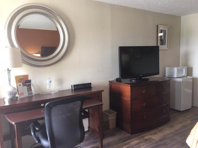 Royal Inn - Property Image 31