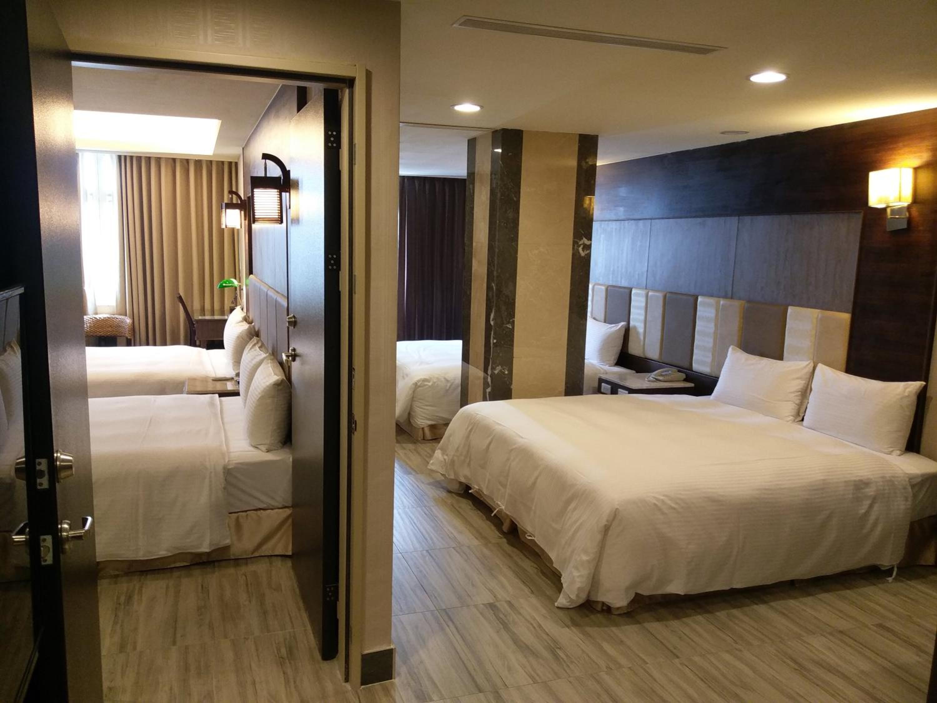 Maple Hotel