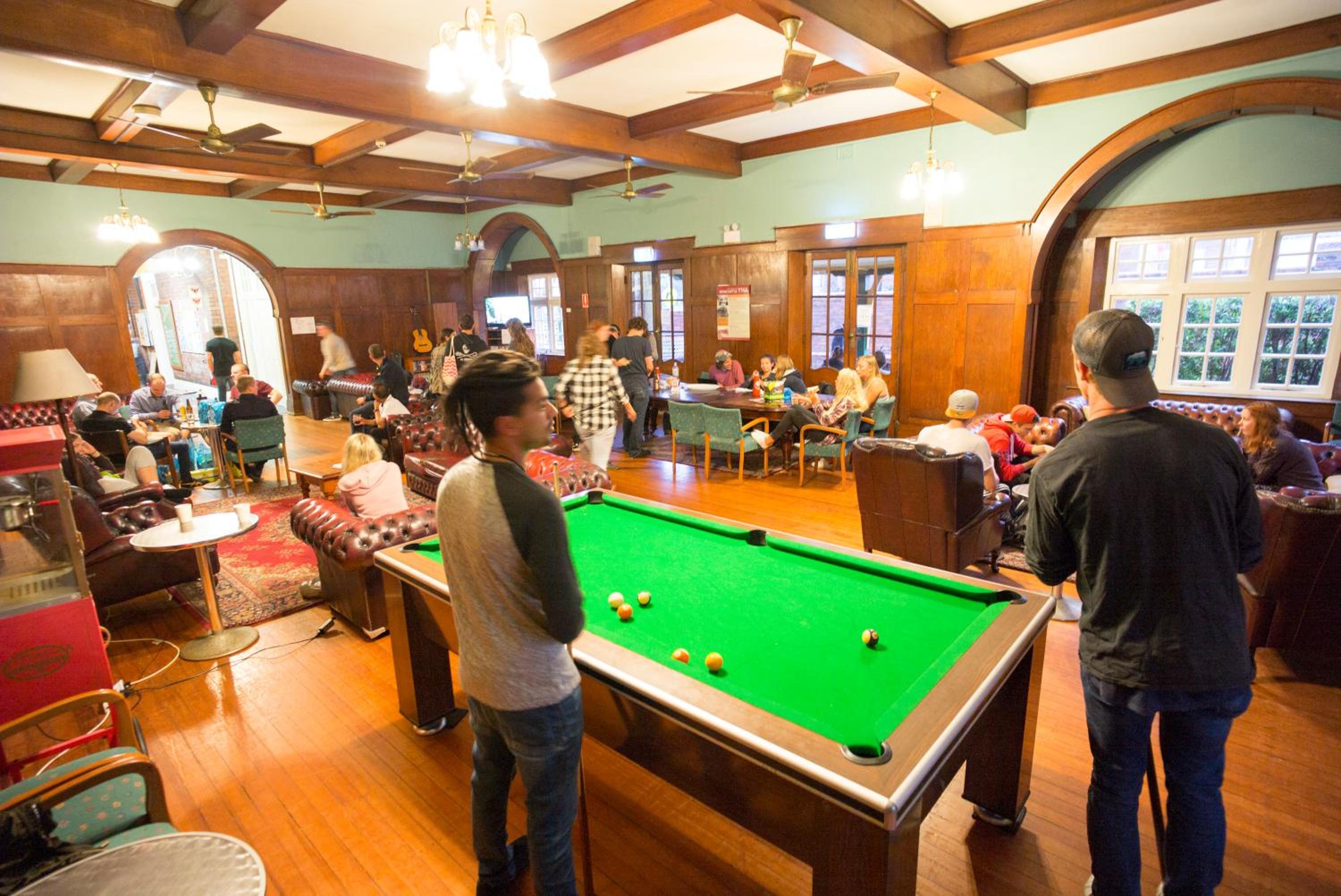 YHA Newcastle Beach