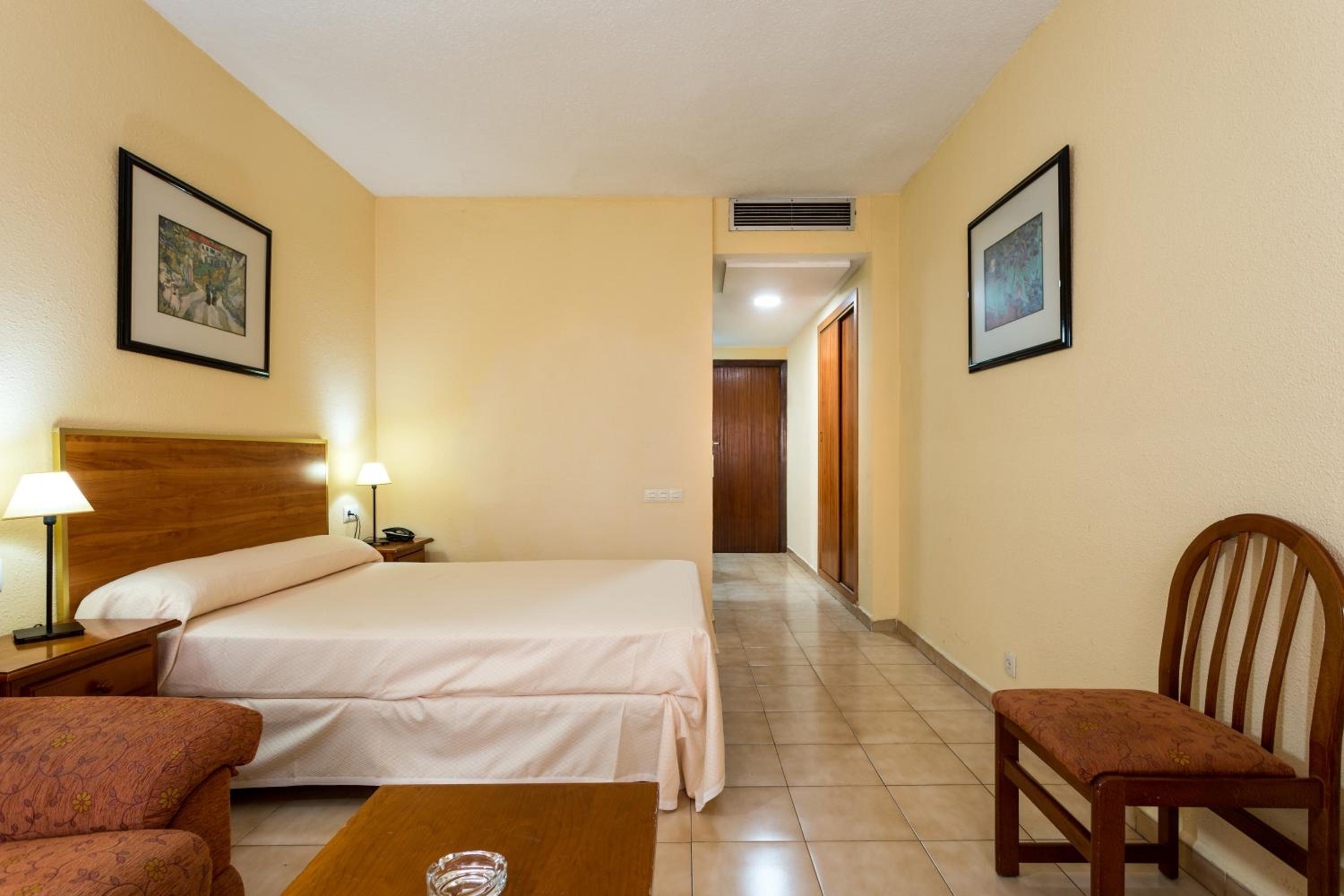 Apartamentos Resitur