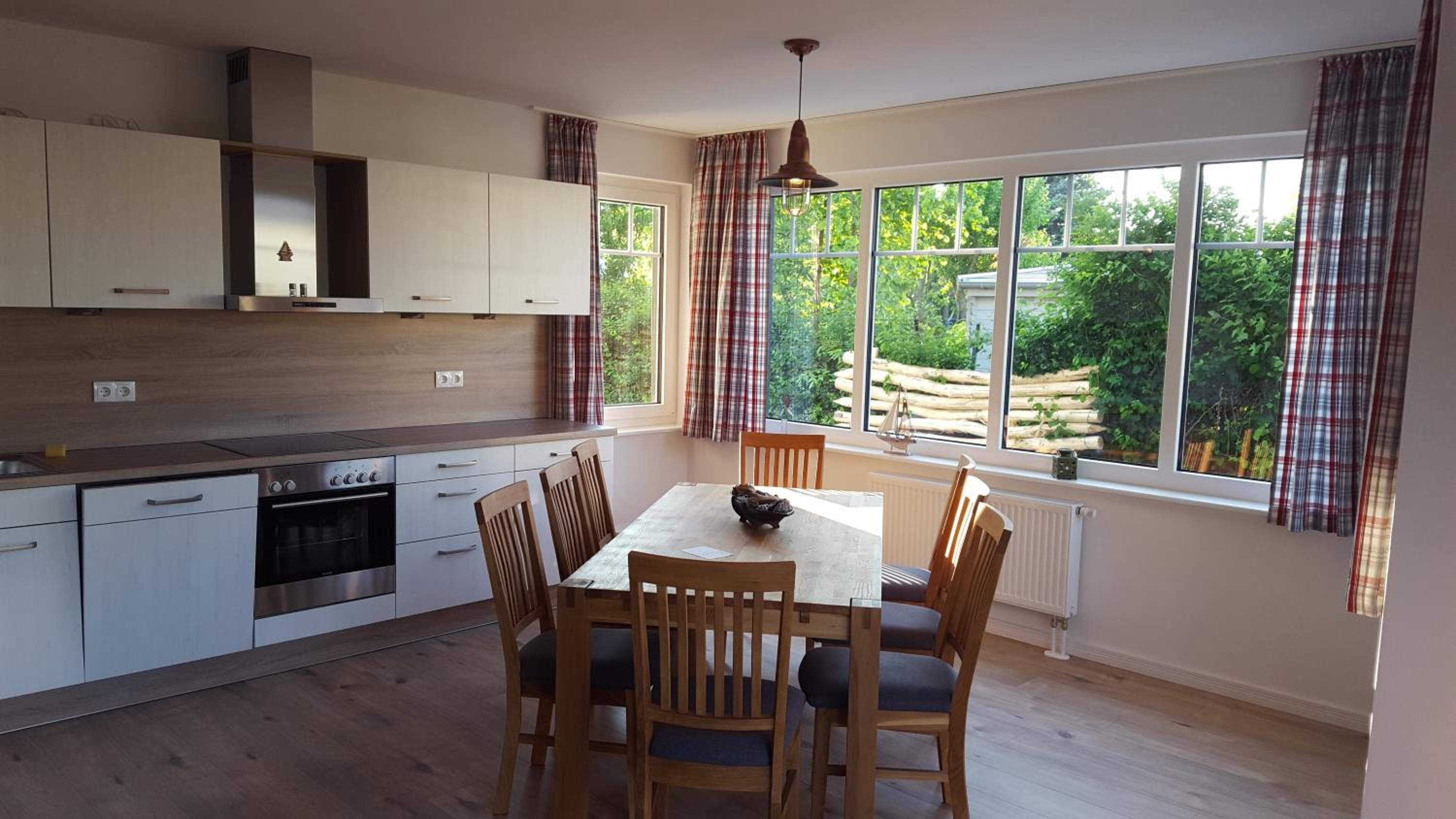 Ferienhäuser Hühnergott und Kranichnest, Sauna, Kamin und Garten