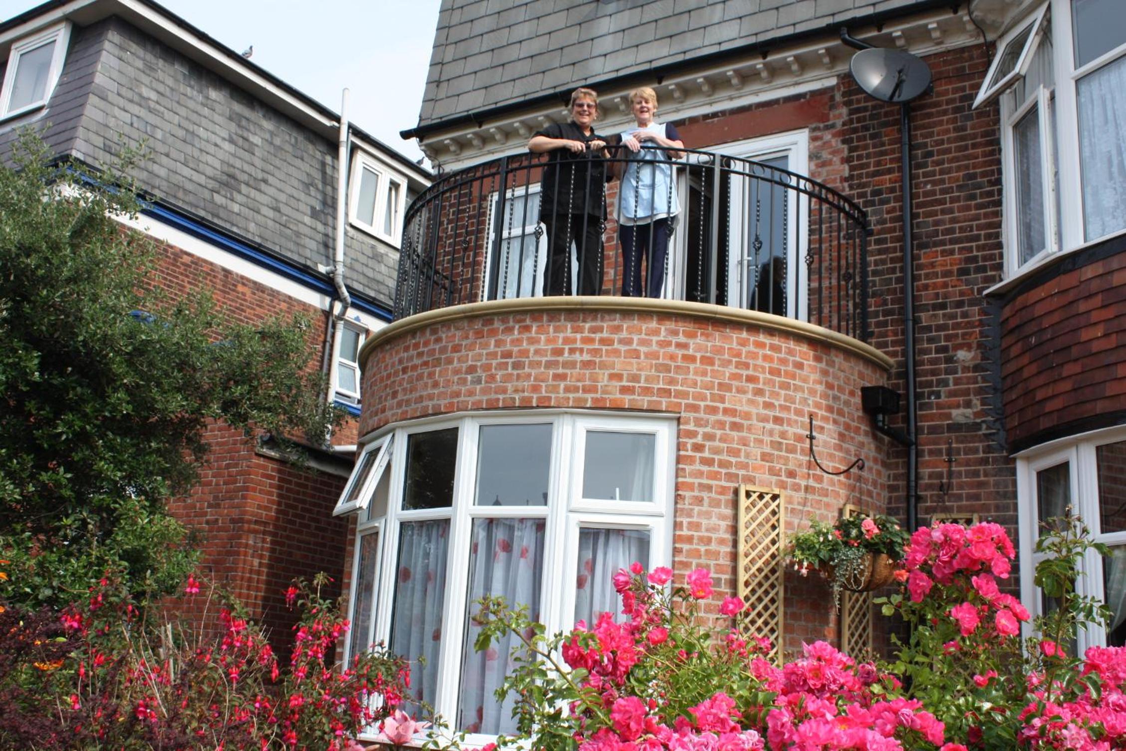 Barons Court
