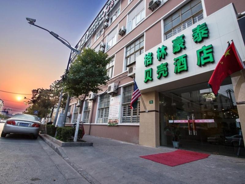 hotel building