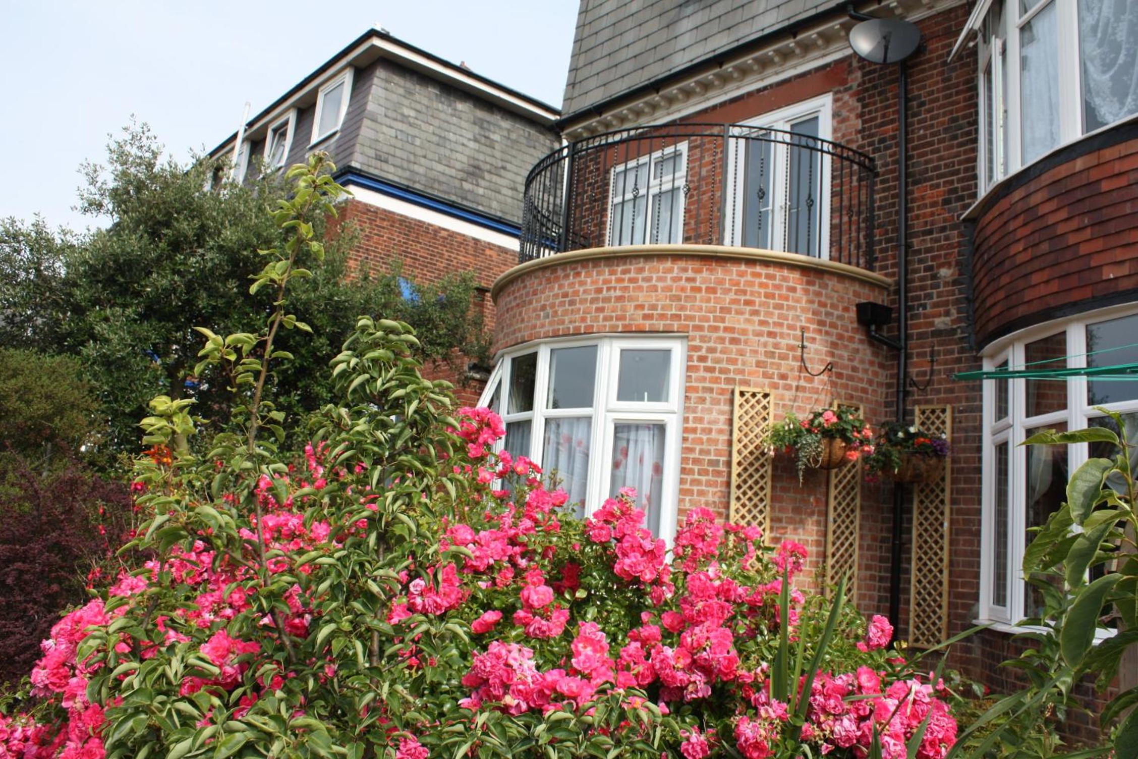 Barons Court