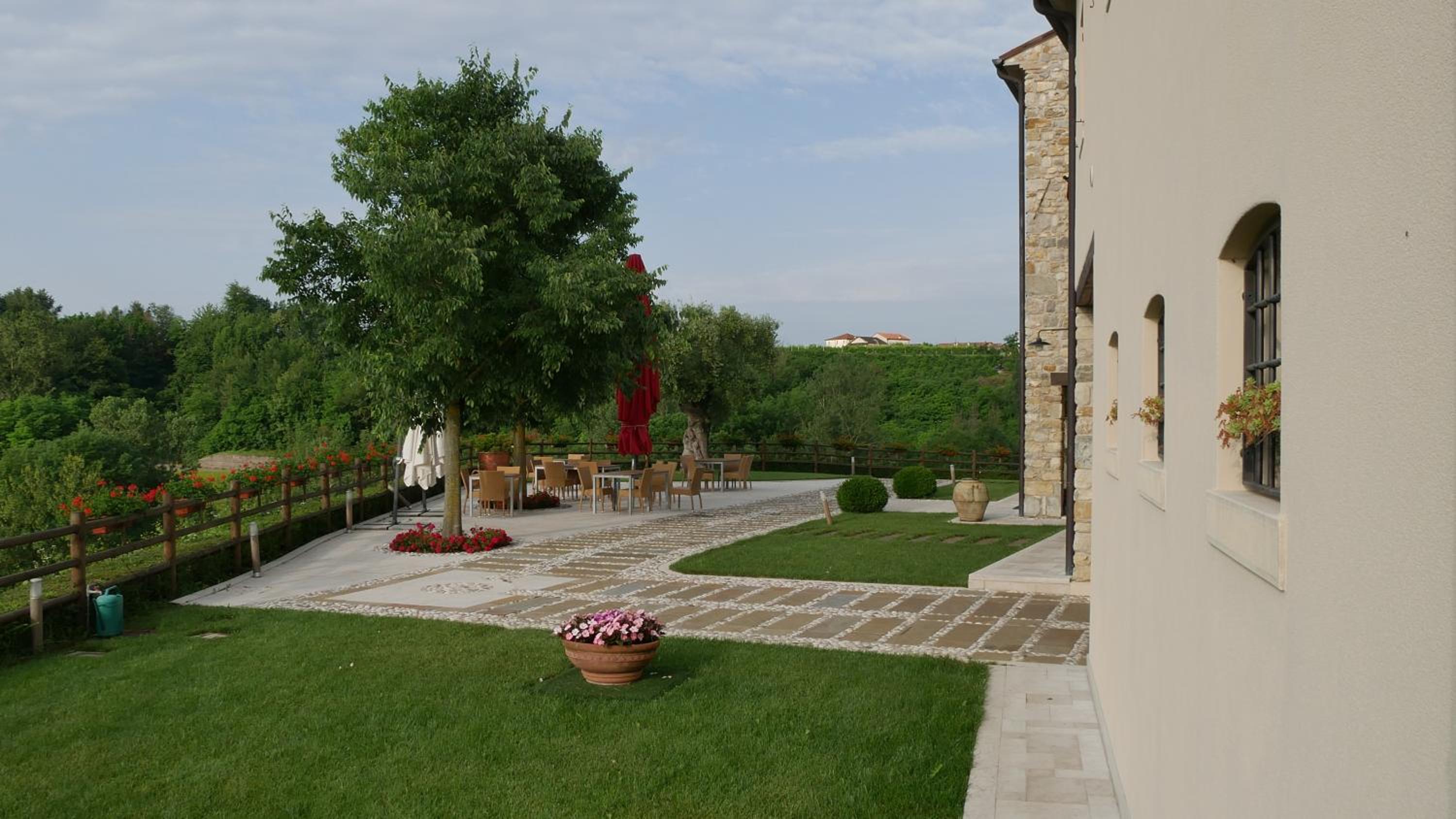 Photo 29
