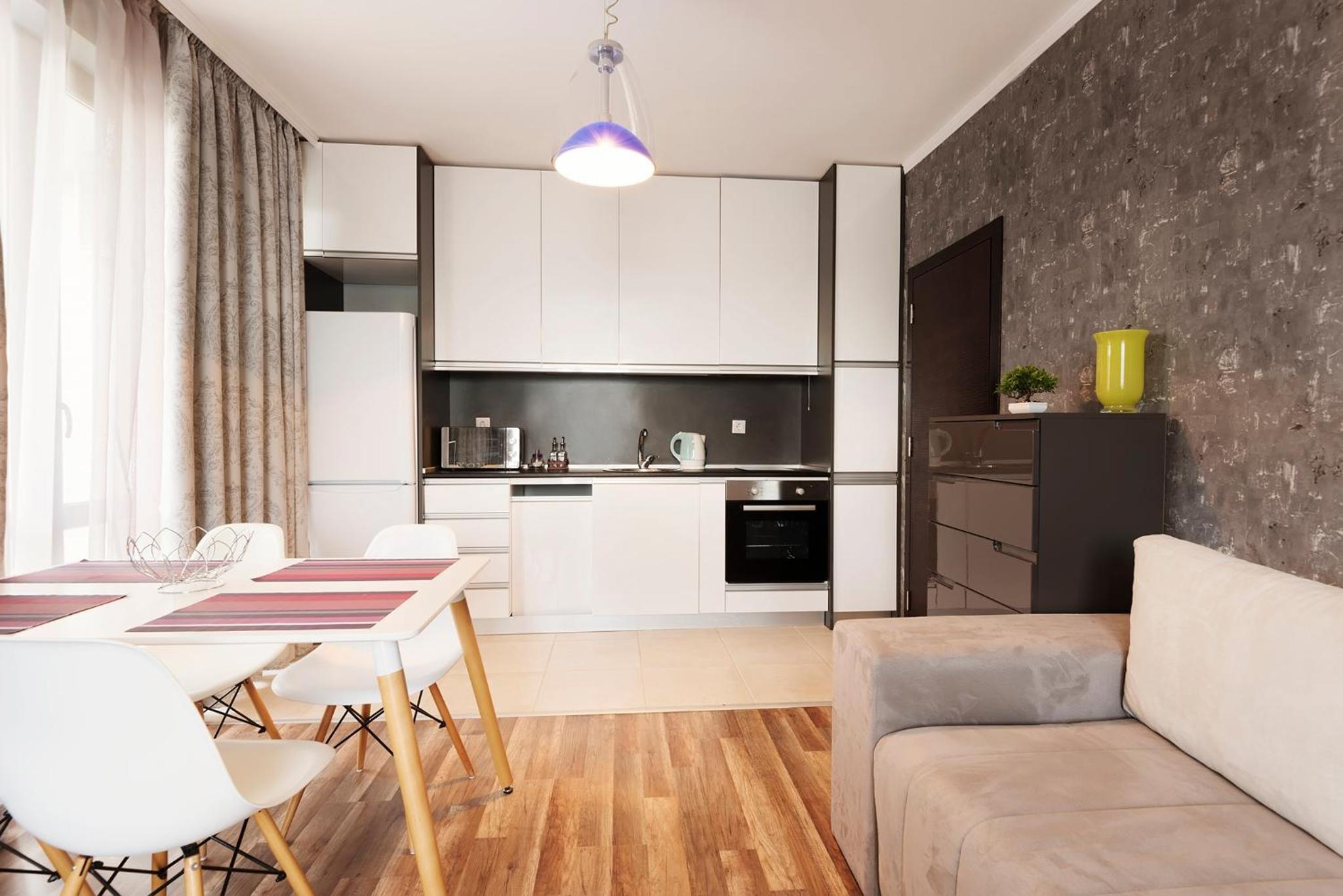 Green Paradise Deluxe Apartments