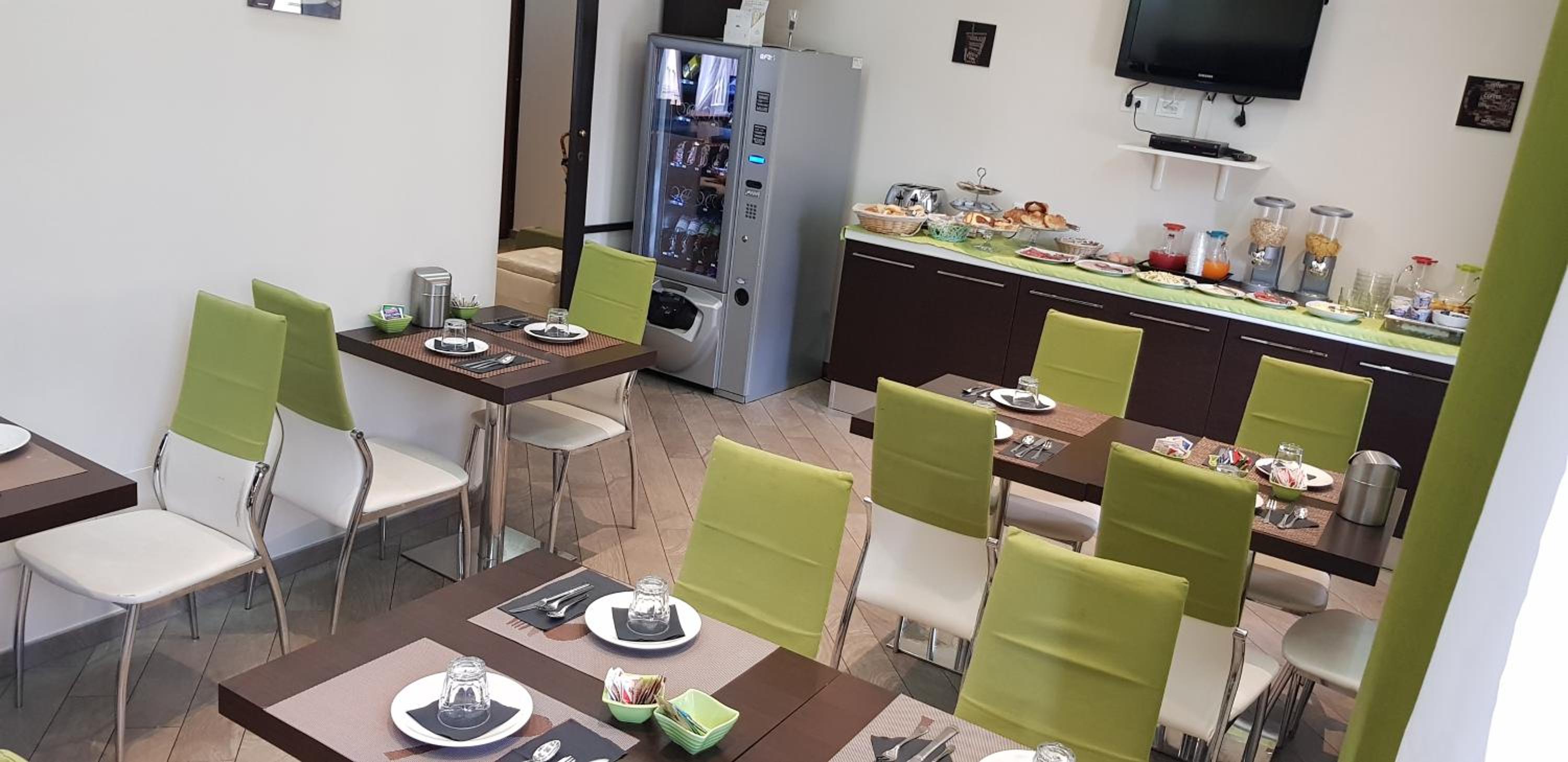 Mia Suites