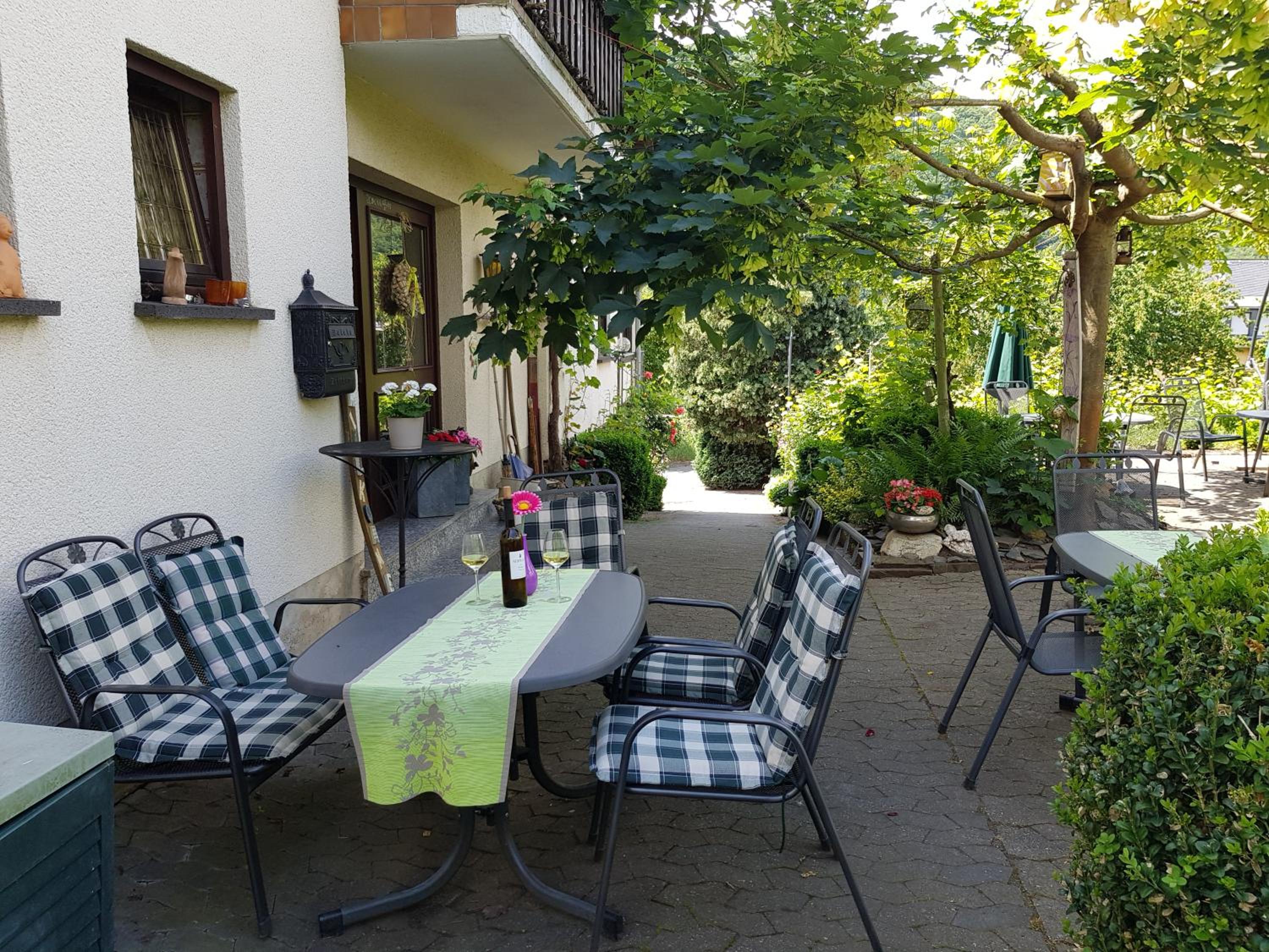 Weingut Erich Serwazi
