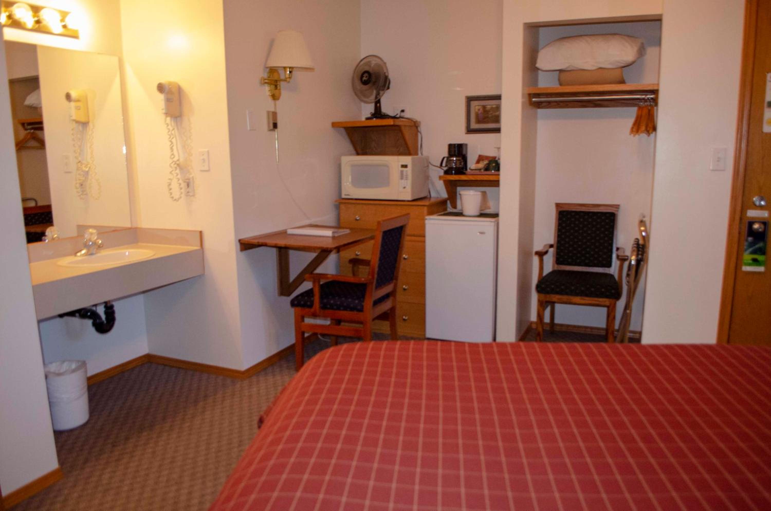 Crandell Mountain Lodge