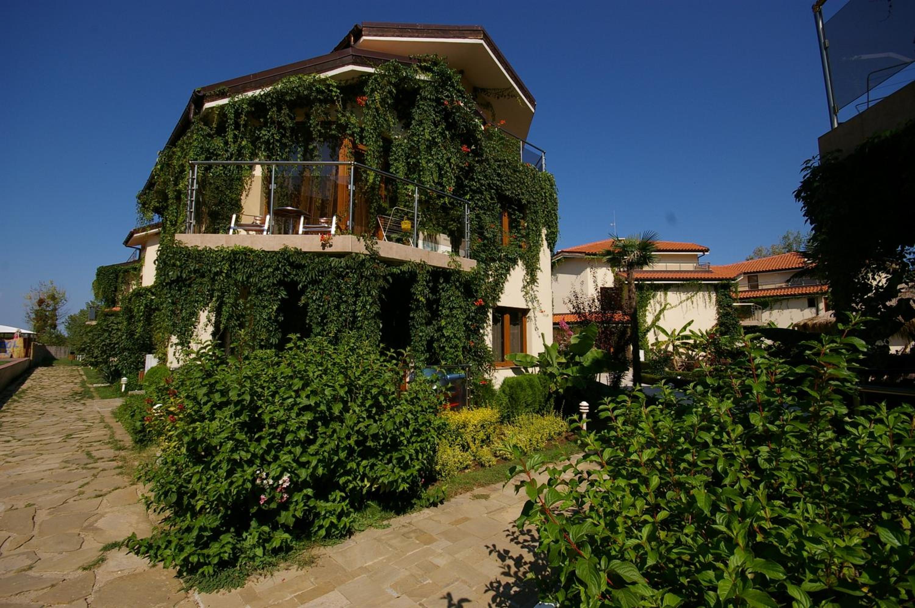 Laguna Beach Resort & Spa