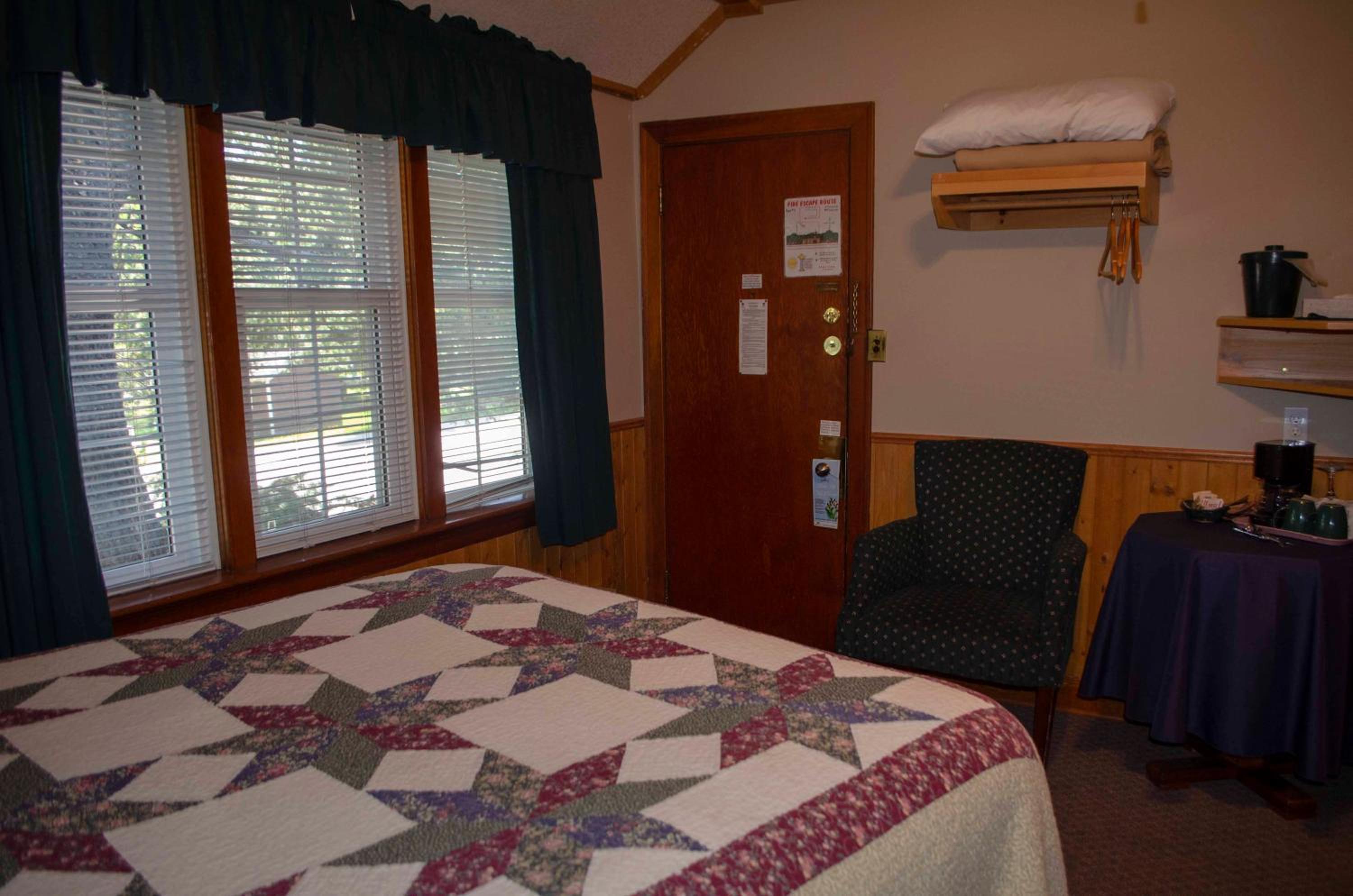 Crandell Mountain Lodge