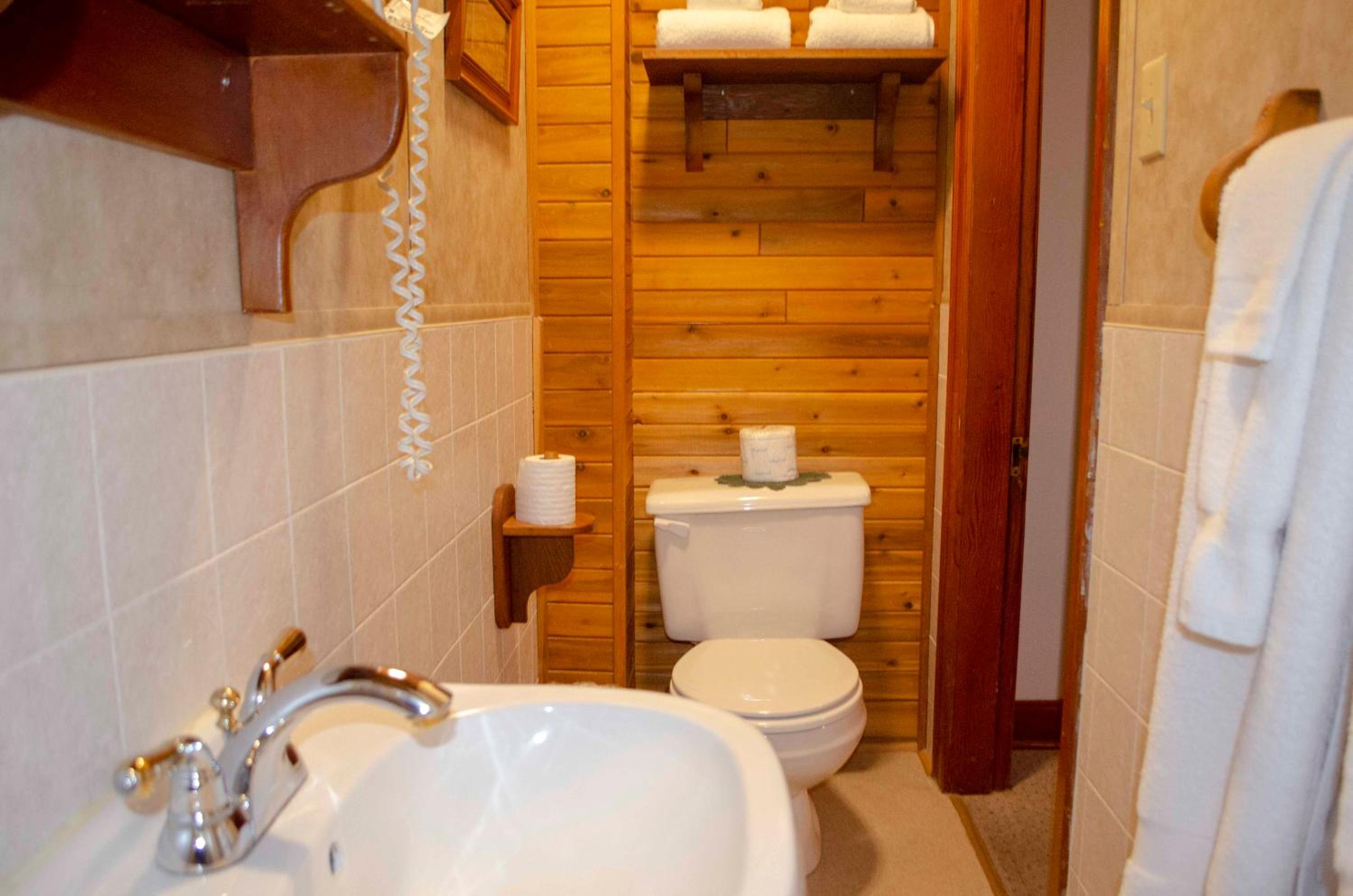 Crandell Mountain Lodge