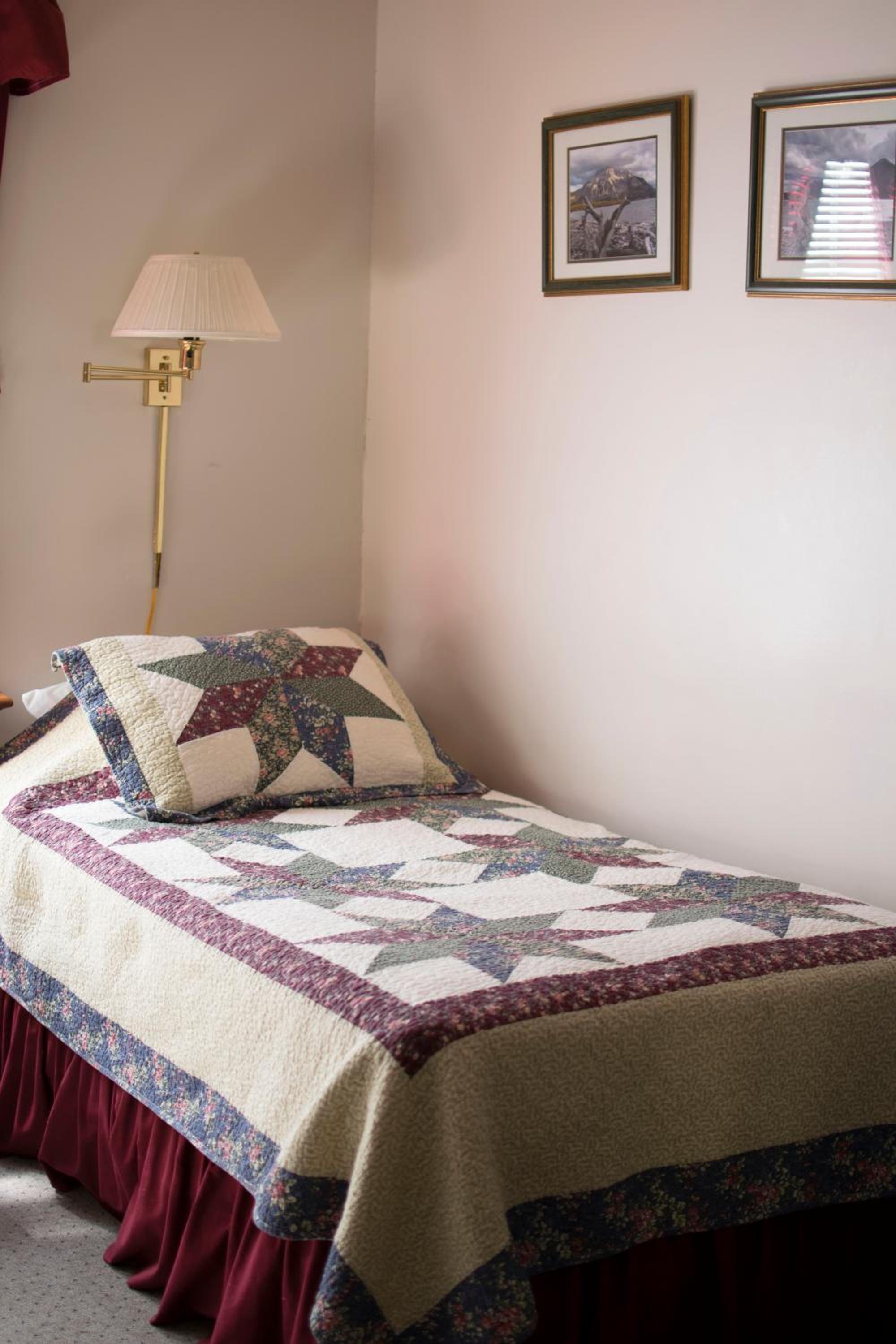 Crandell Mountain Lodge
