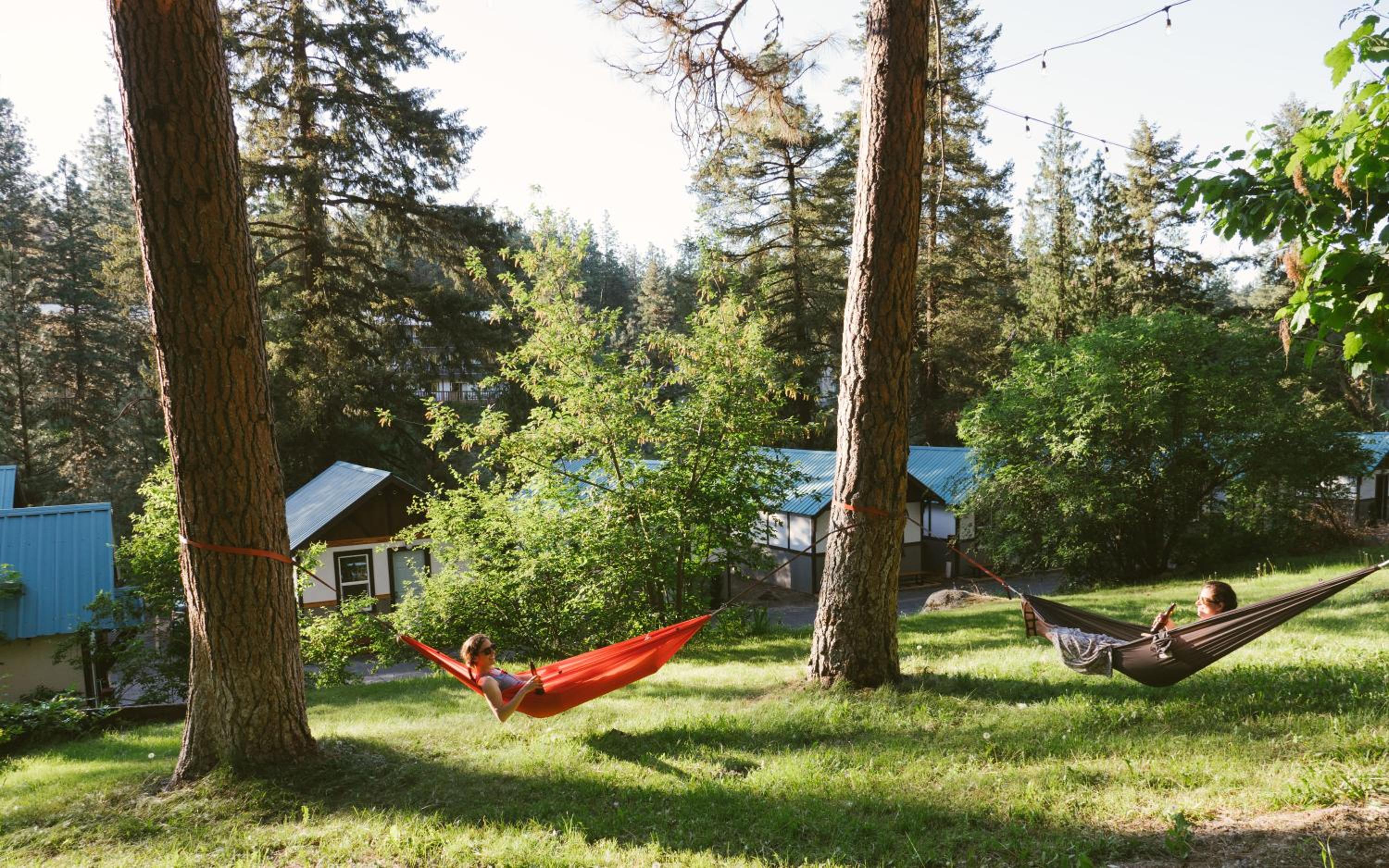 LOGE Leavenworth Riverside