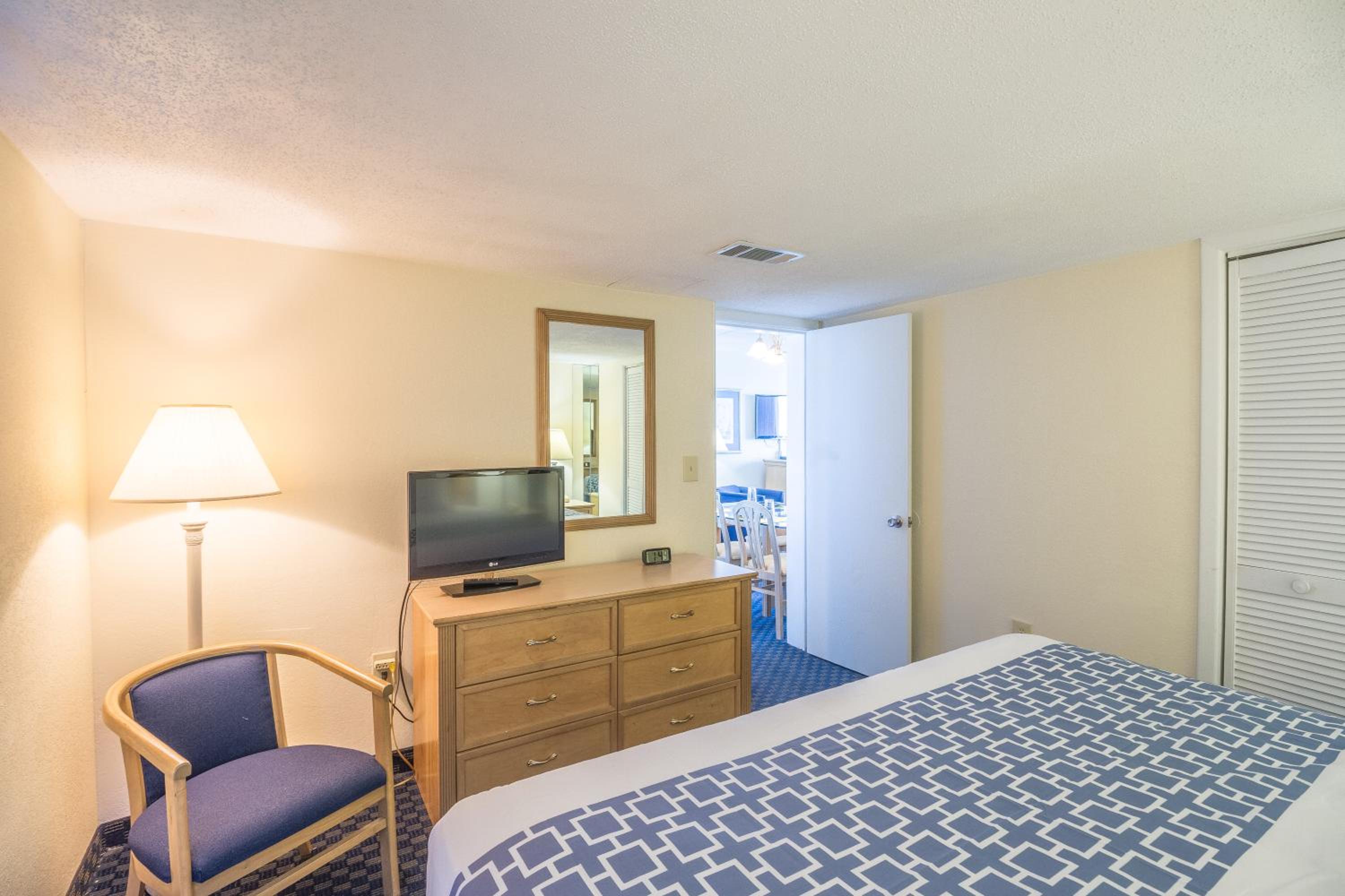 Yachtsman Oceanfront Resort