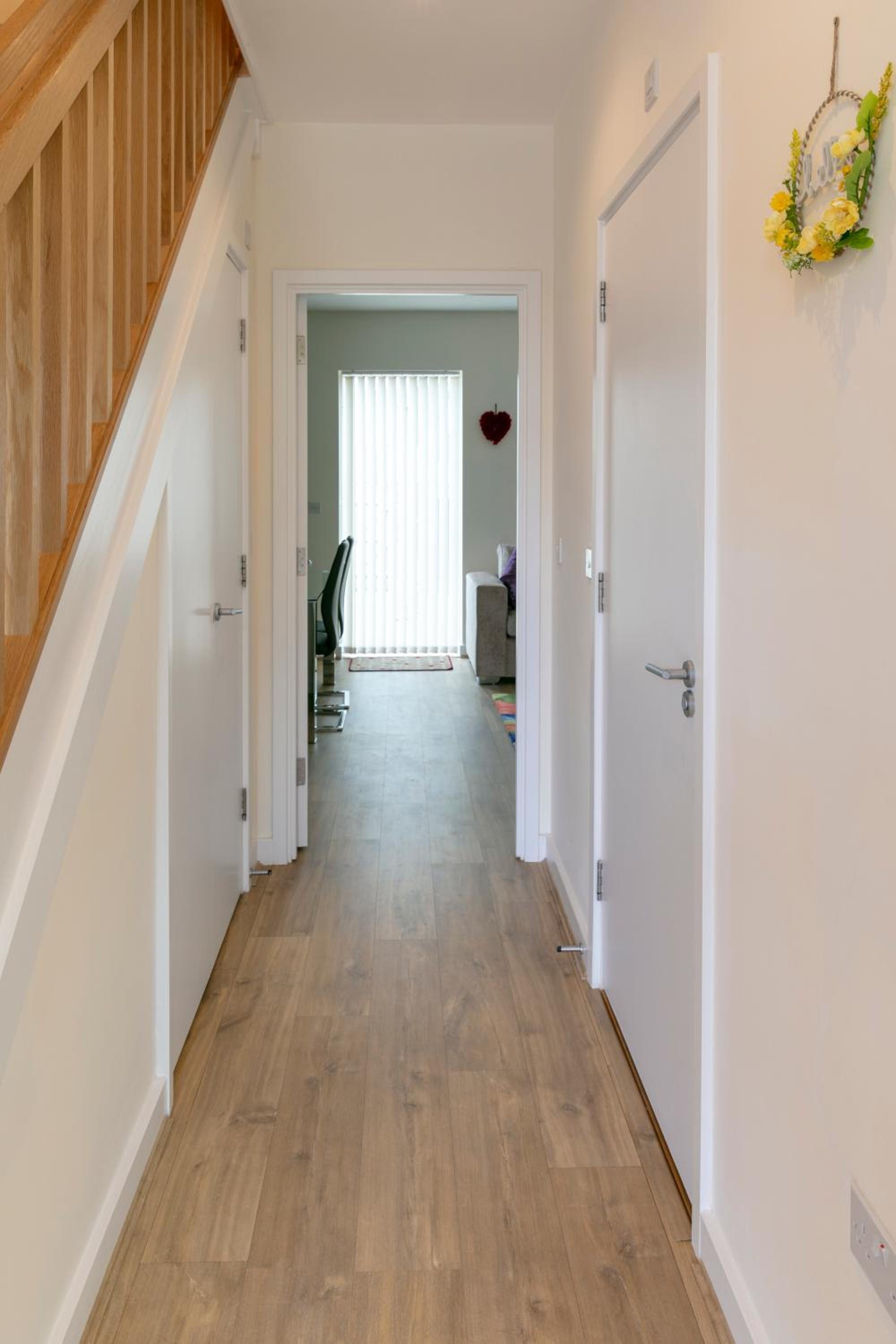 Modern & Exquisite Trumpington Townhouse with Parking & 5 mins to Papworth hospital
