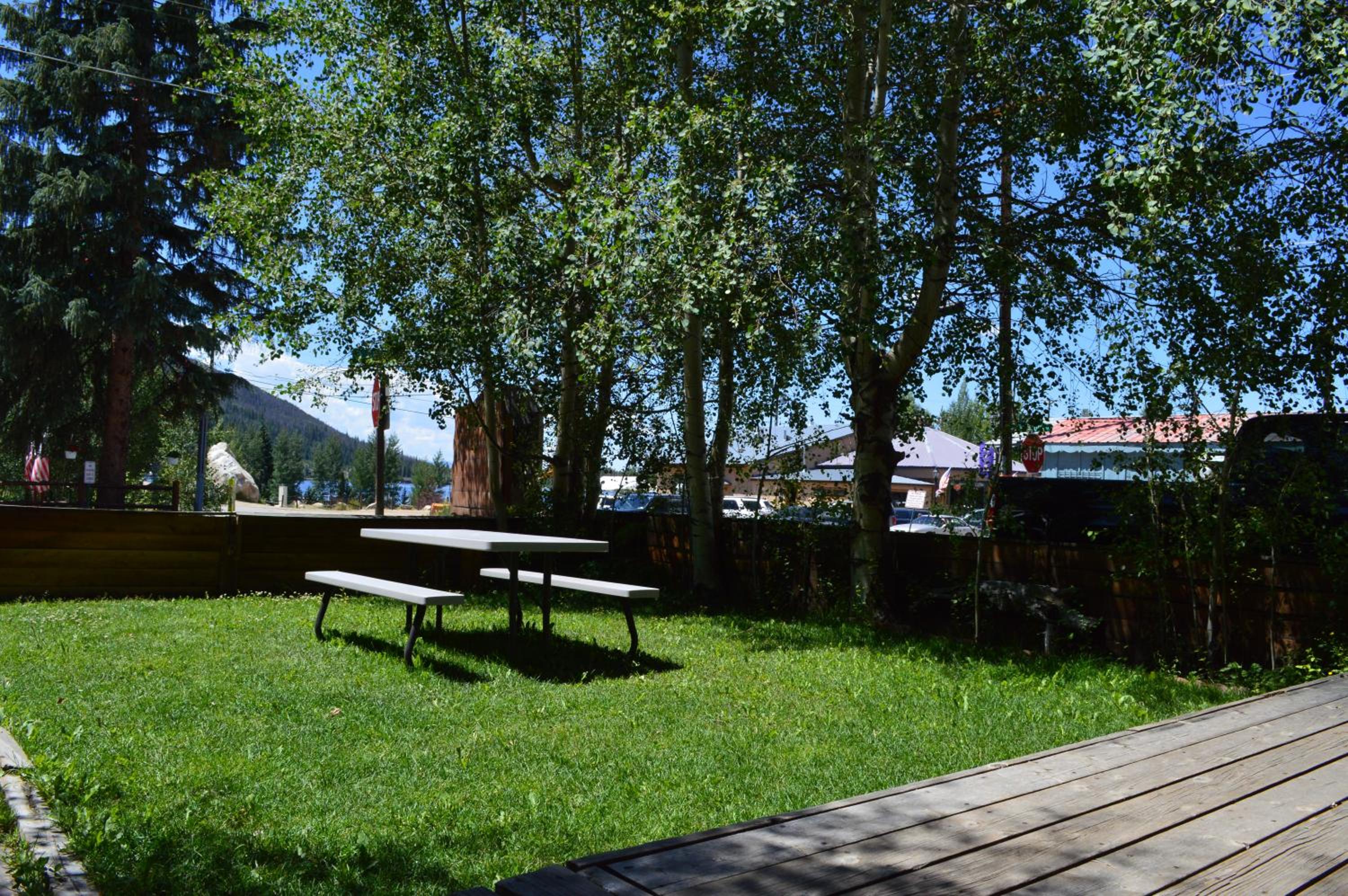 Daven Haven Lodge Cabins - Property Image 25