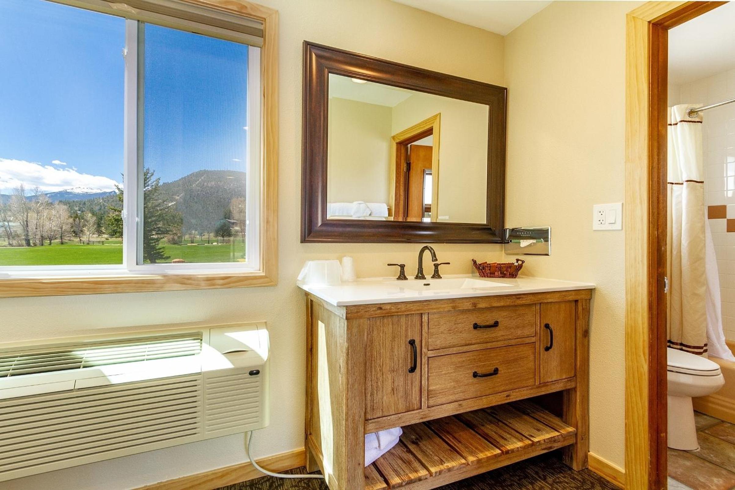 Discovery Lodge - Property Image 38