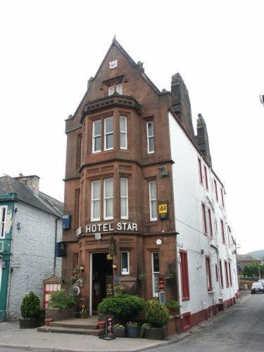 The Famous Star Hotel Moffat view 5