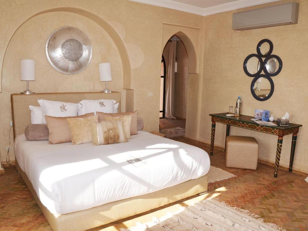 Palais Lona view 5