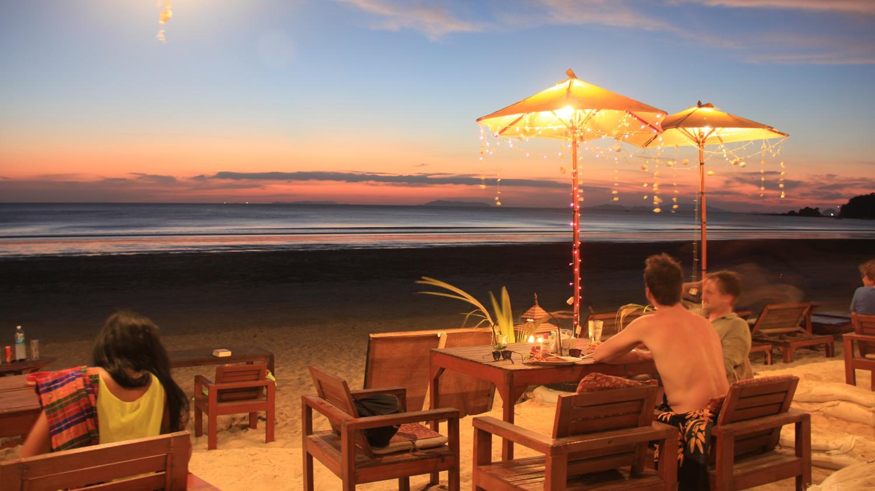 JJ Beach Resort & JJ Seafood
