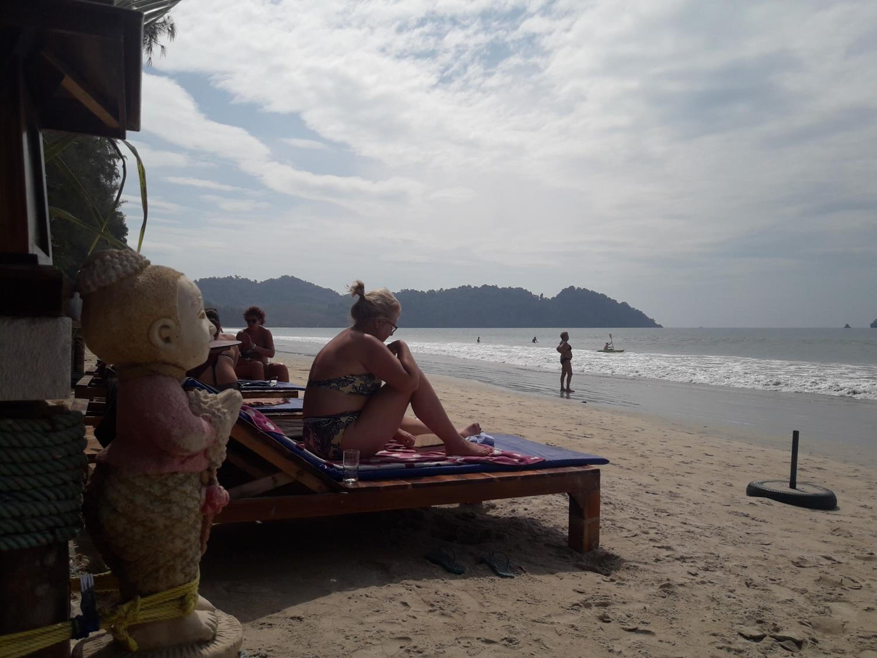 JJ Beach Resort & JJ Seafood