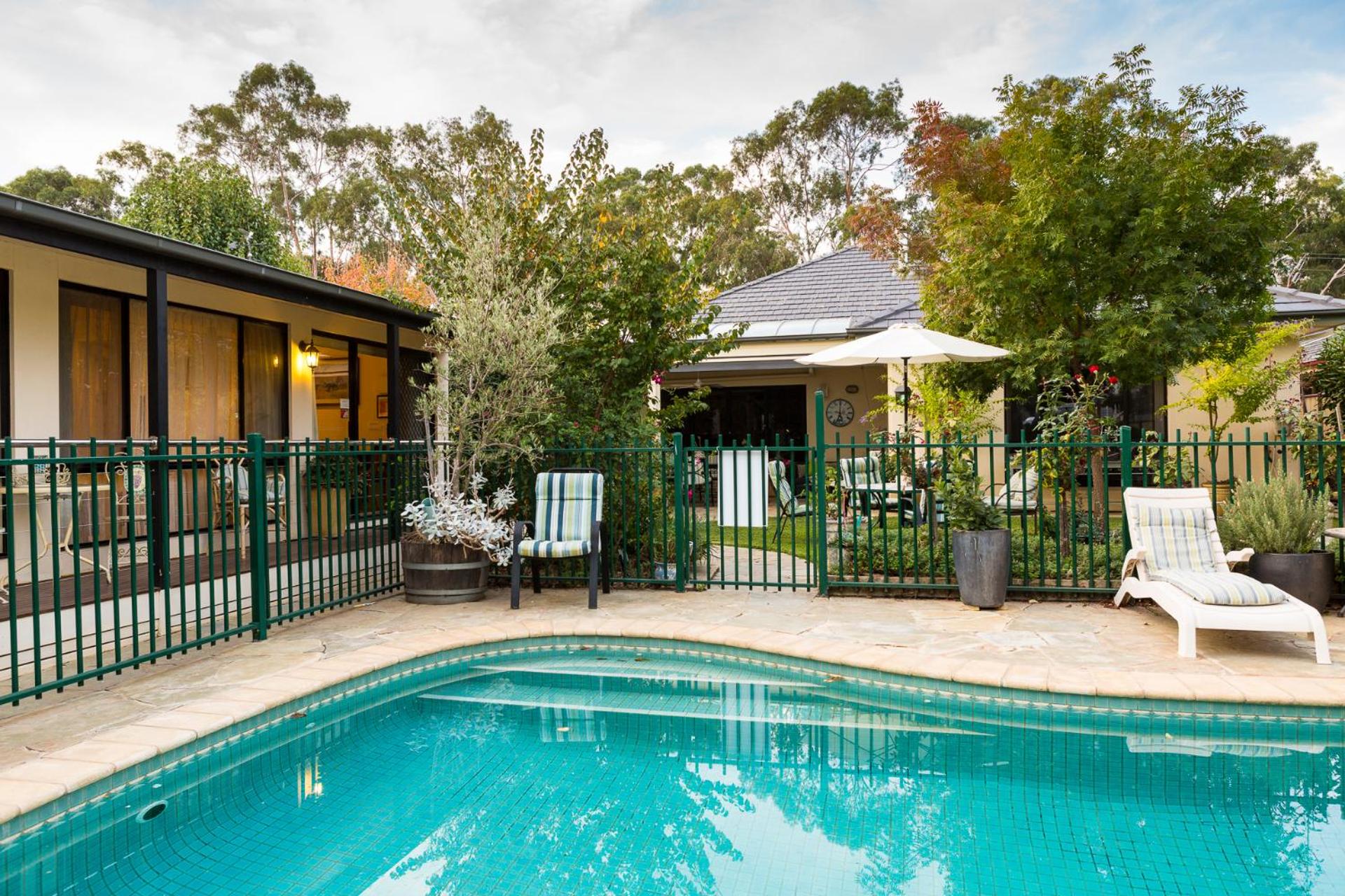 Courtsidecottage Bed and Breakfast