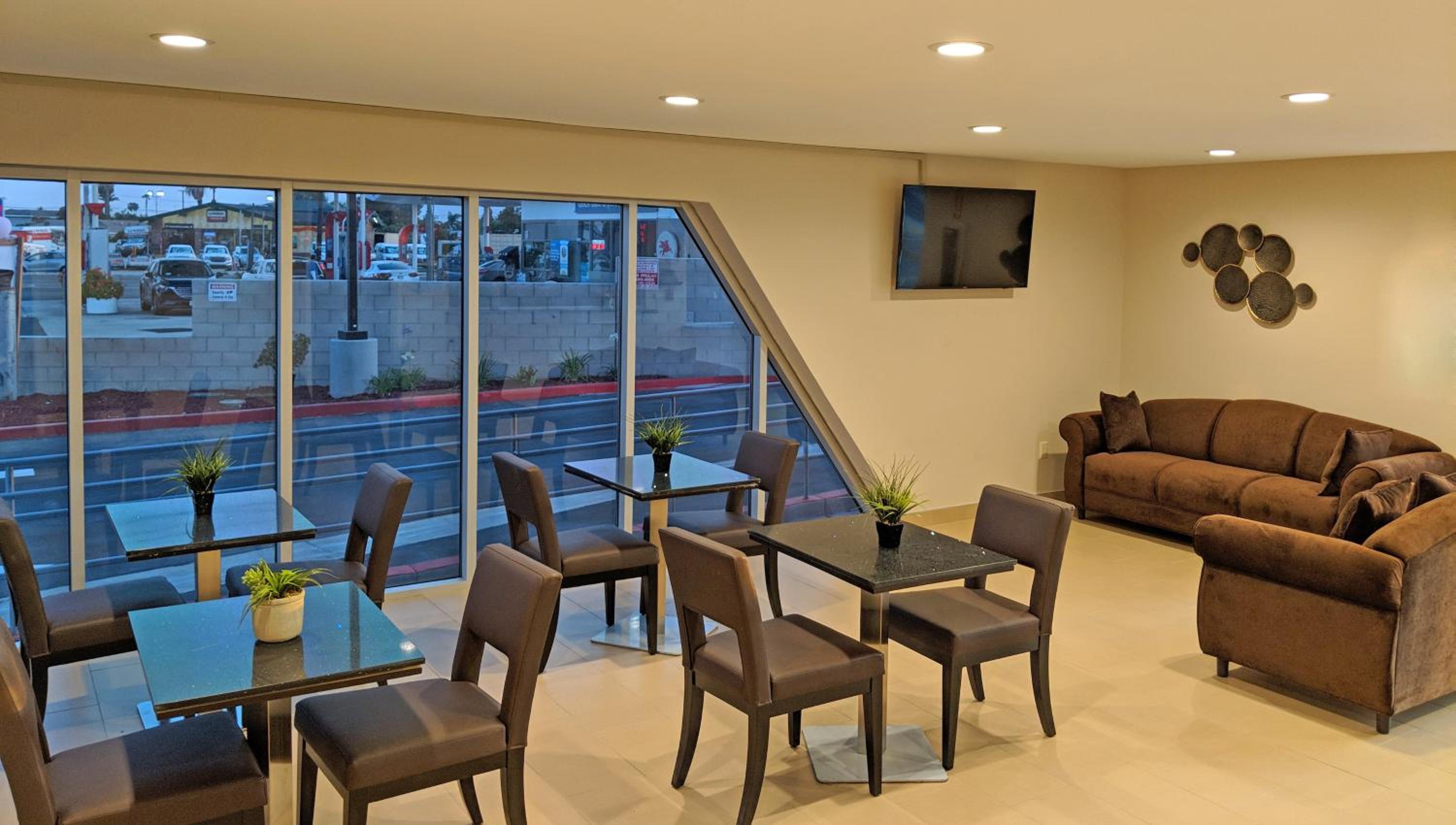 Pico Rivera Vacations - Epic Hotel - Property Image 11