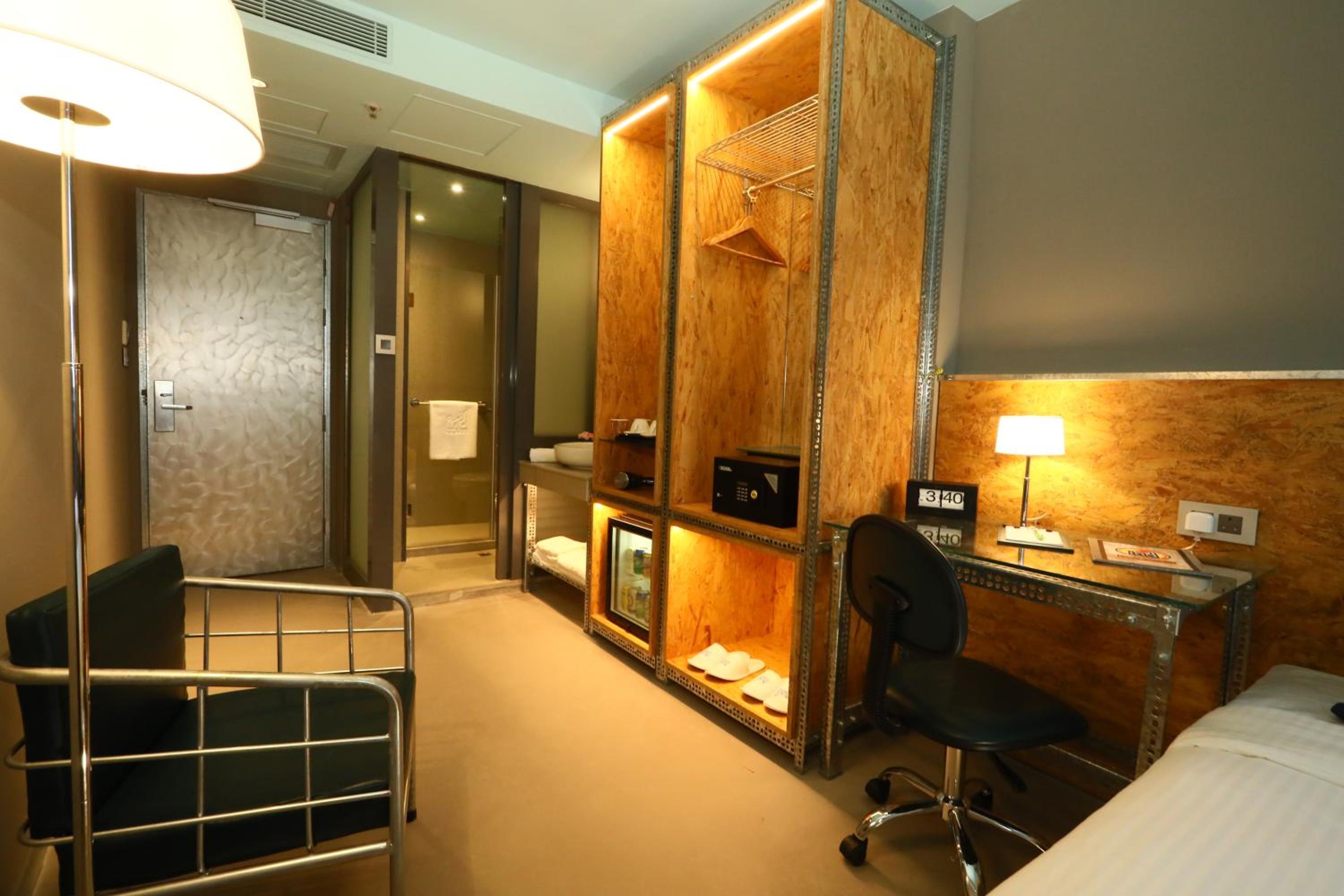 IND Hotel