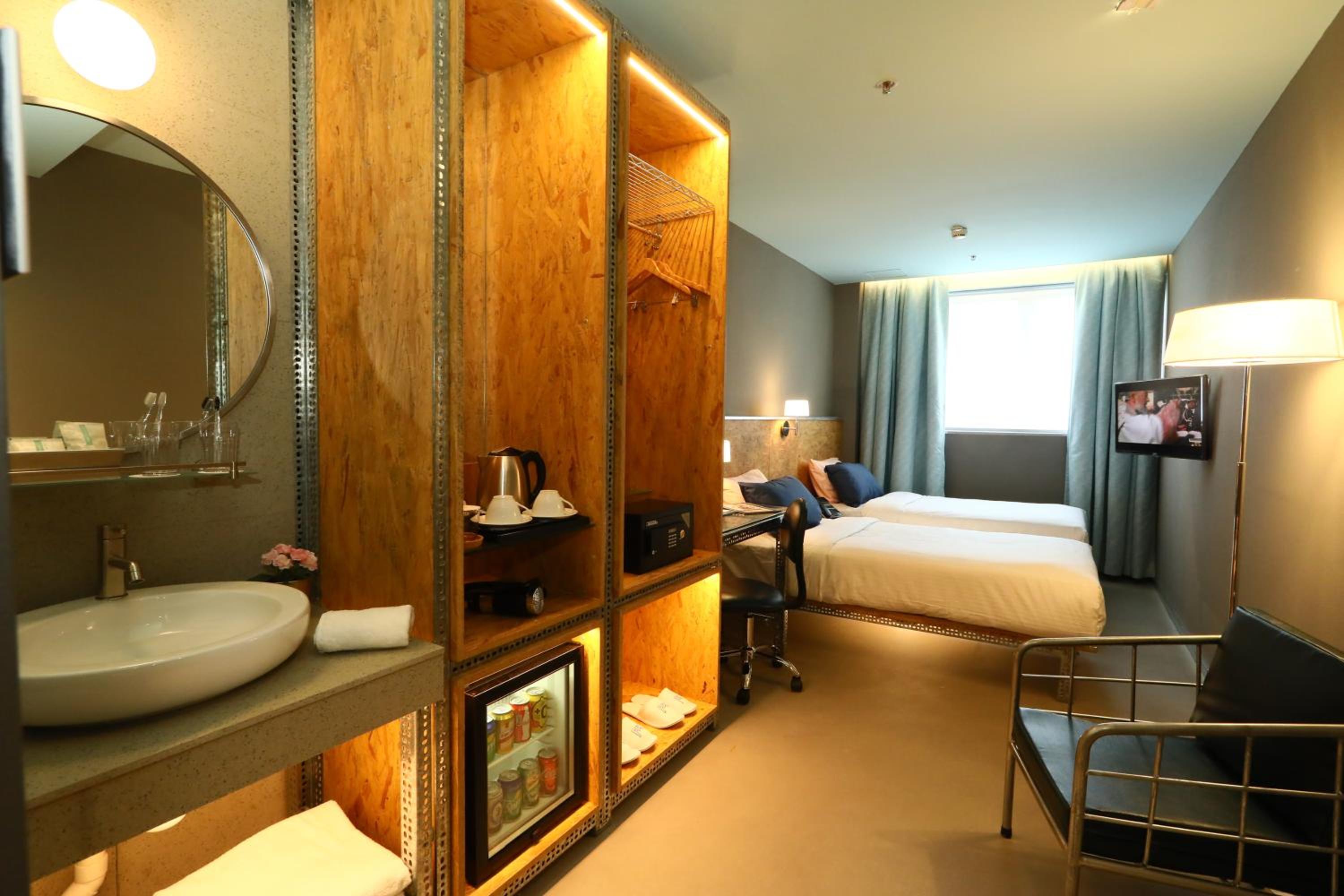 IND Hotel