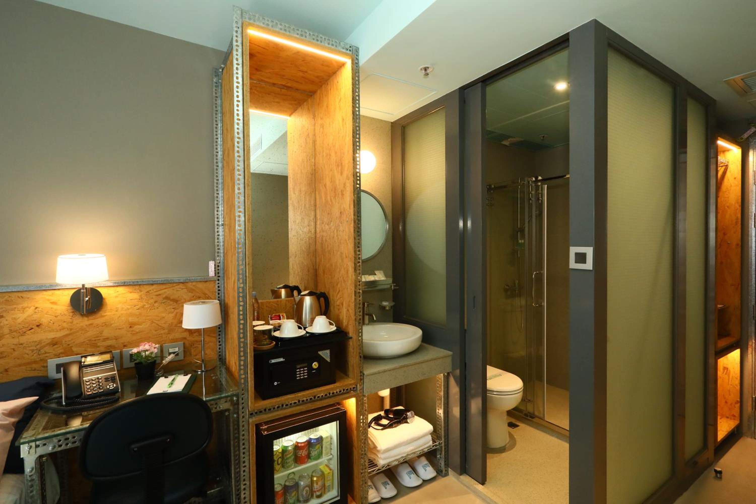 IND Hotel