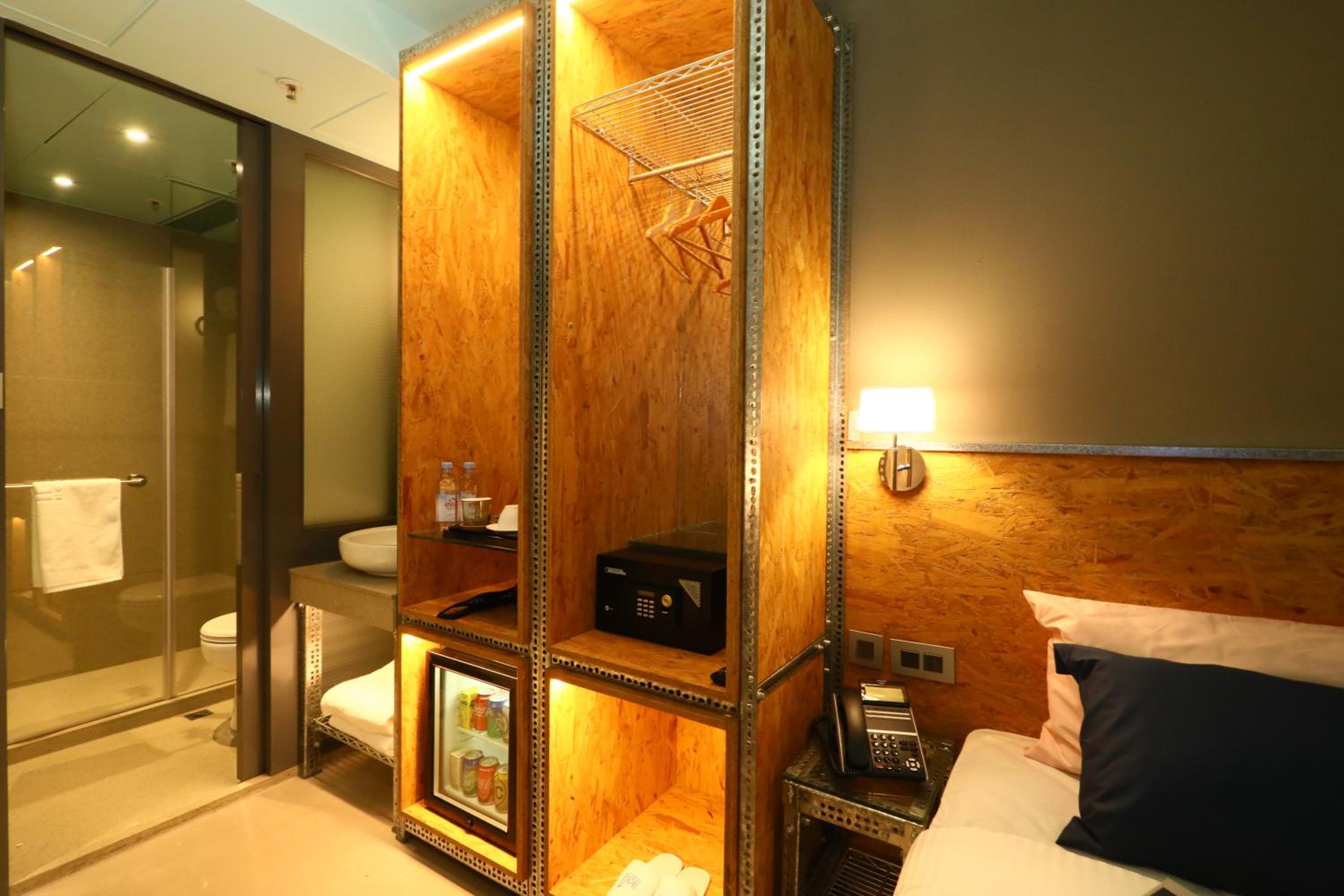 IND Hotel