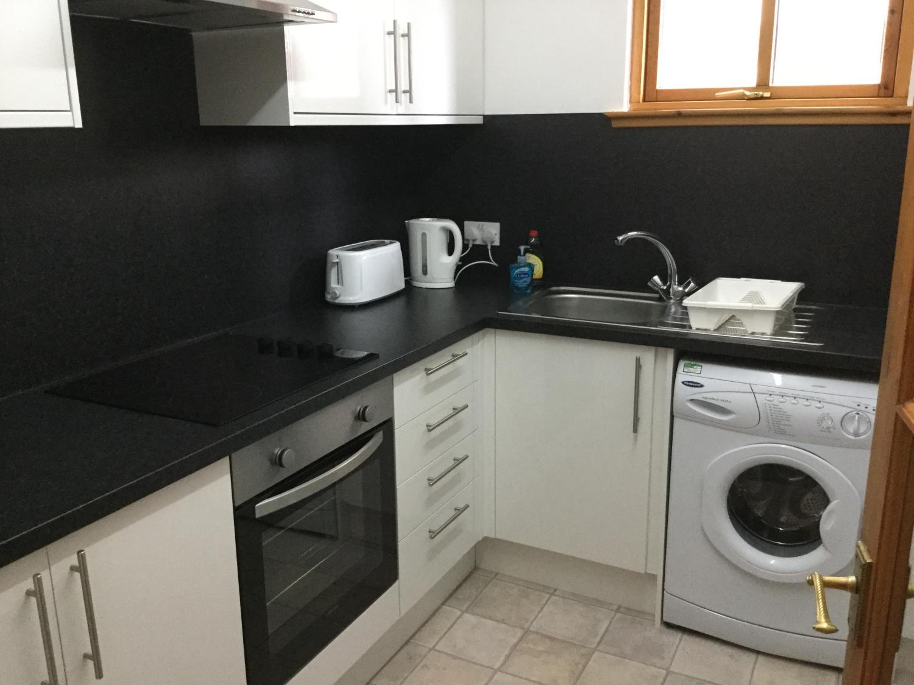 Culloden Apartment Free Parking view 2