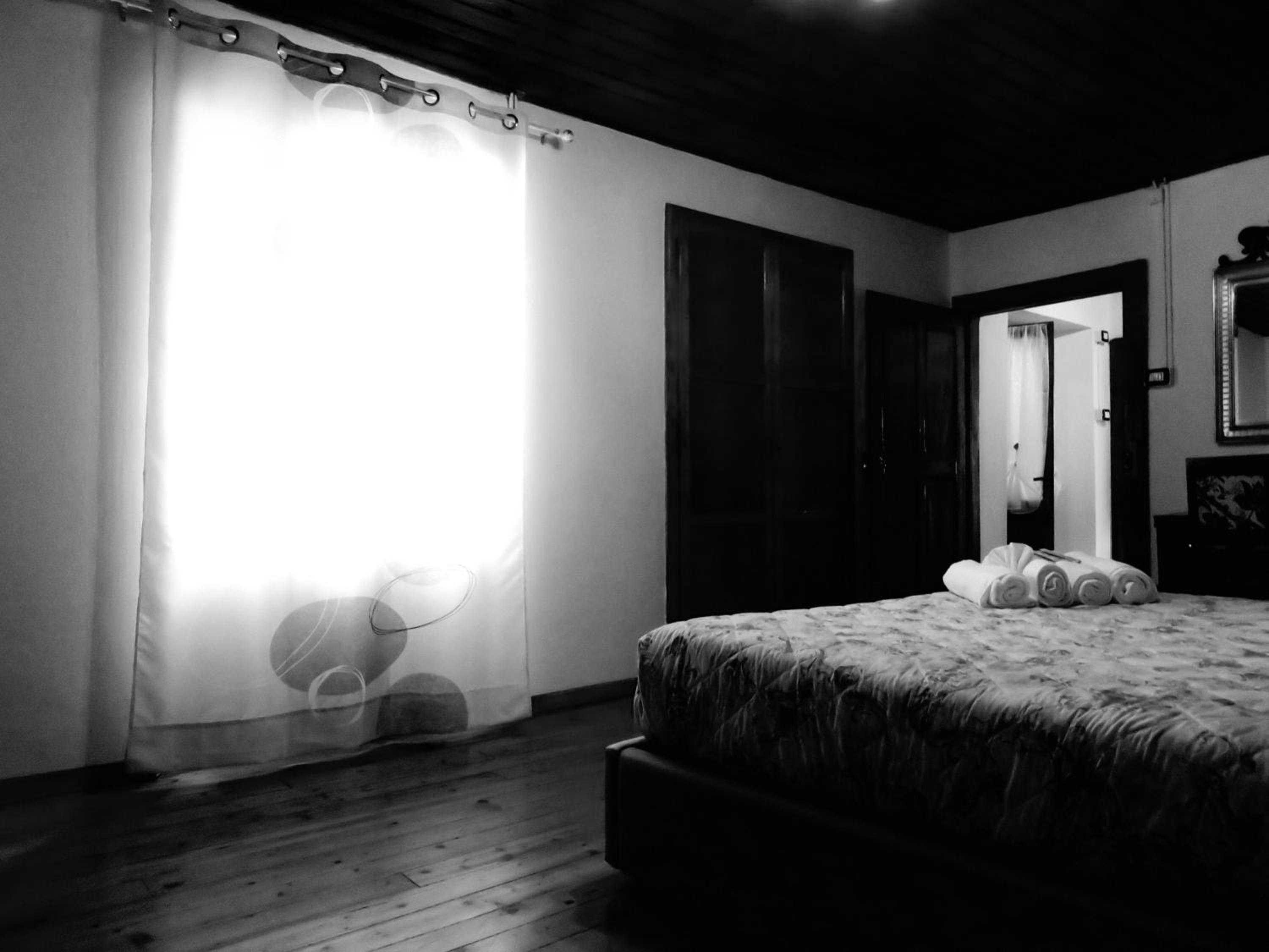 Photo 37