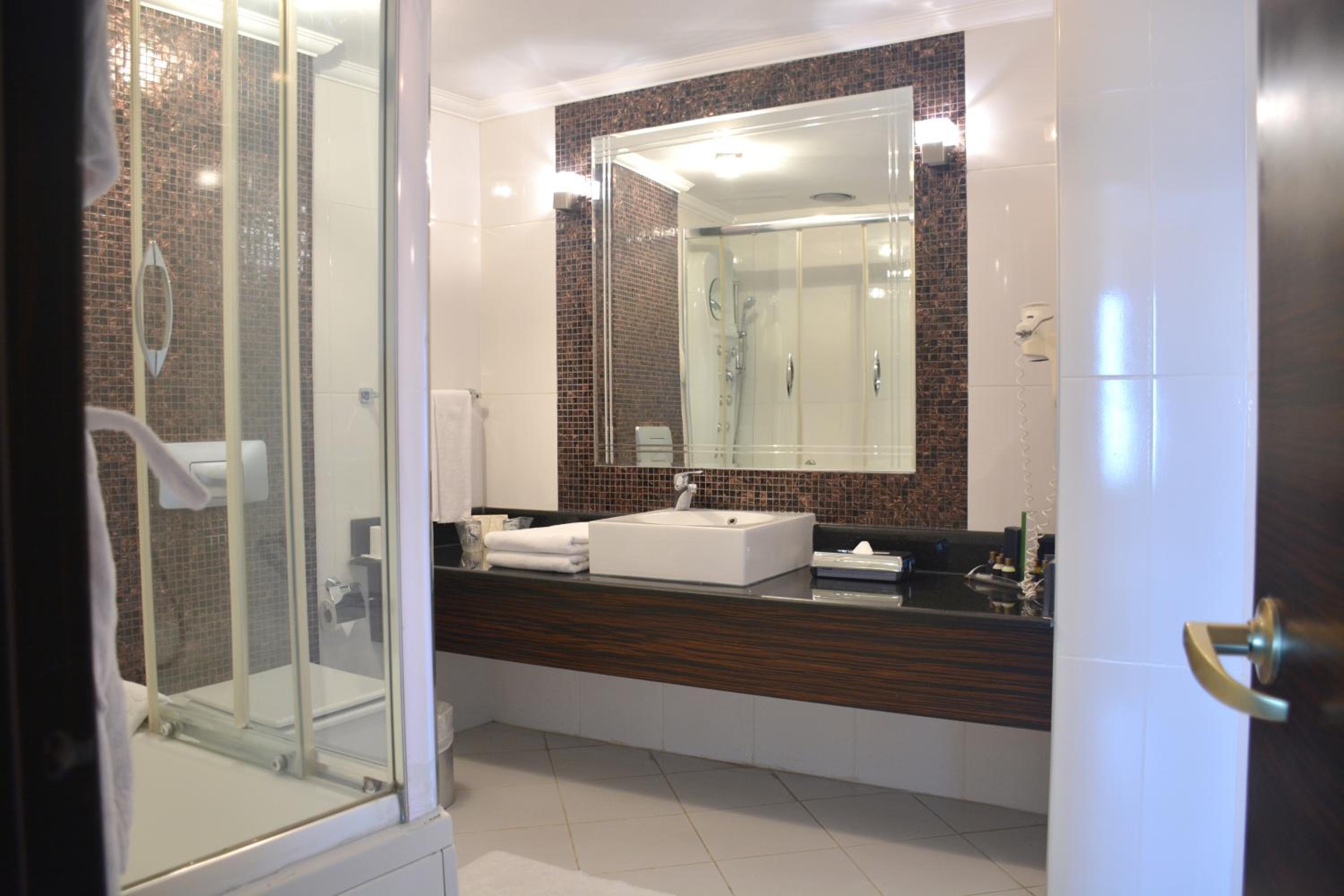 Surmeli Istanbul Otel - Image 9