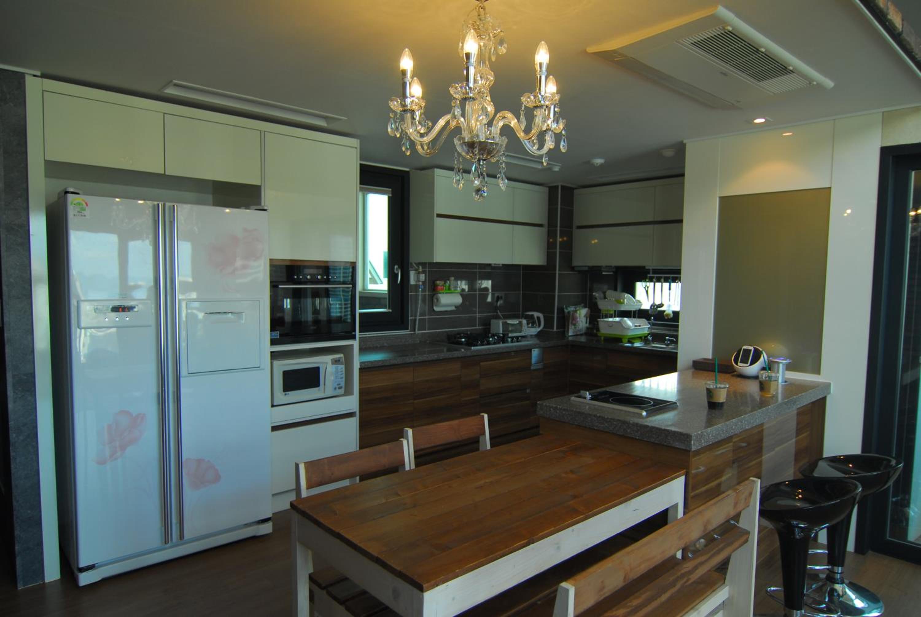 Dynamic Guesthouse view 4