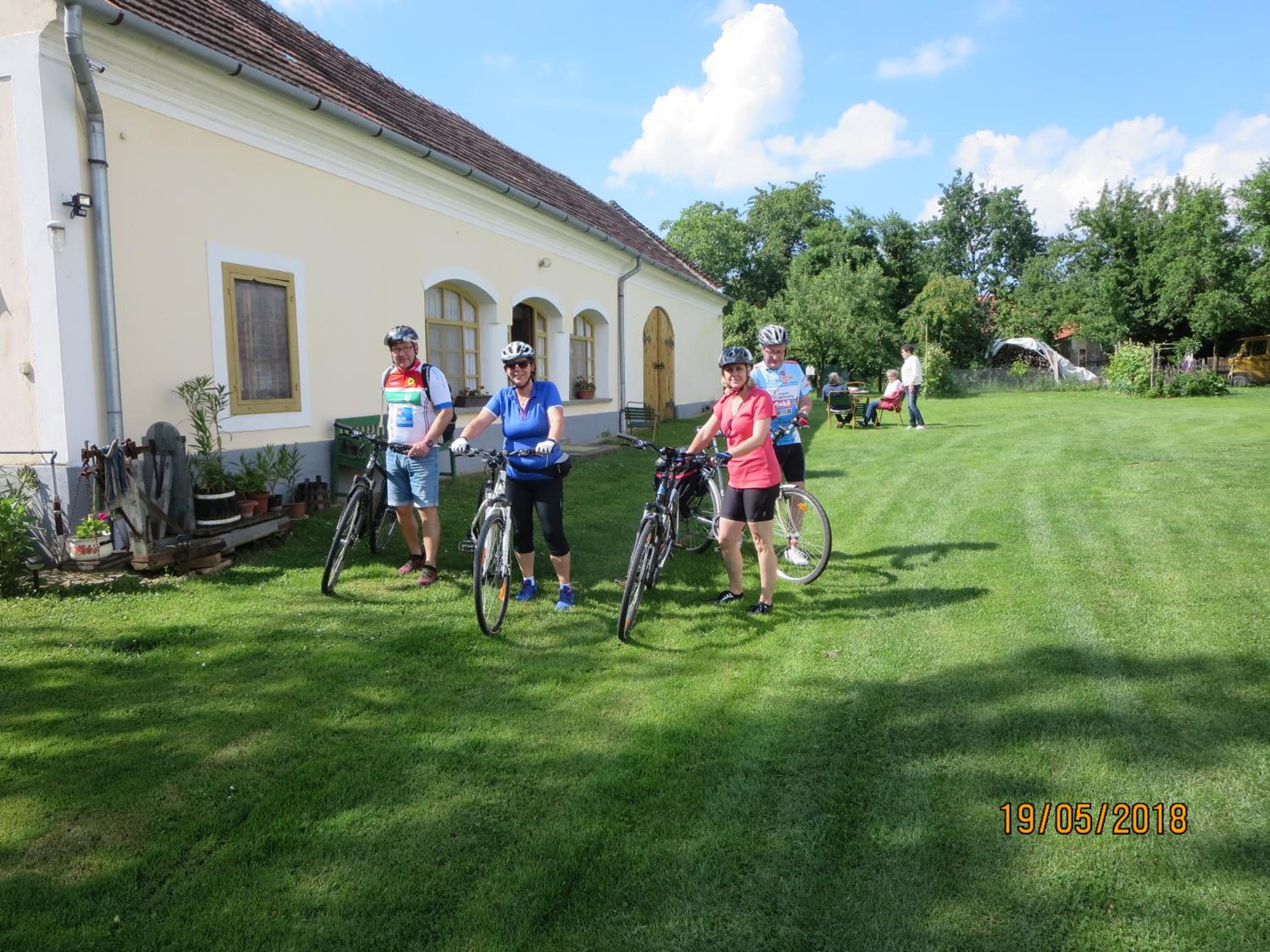 Photo 28