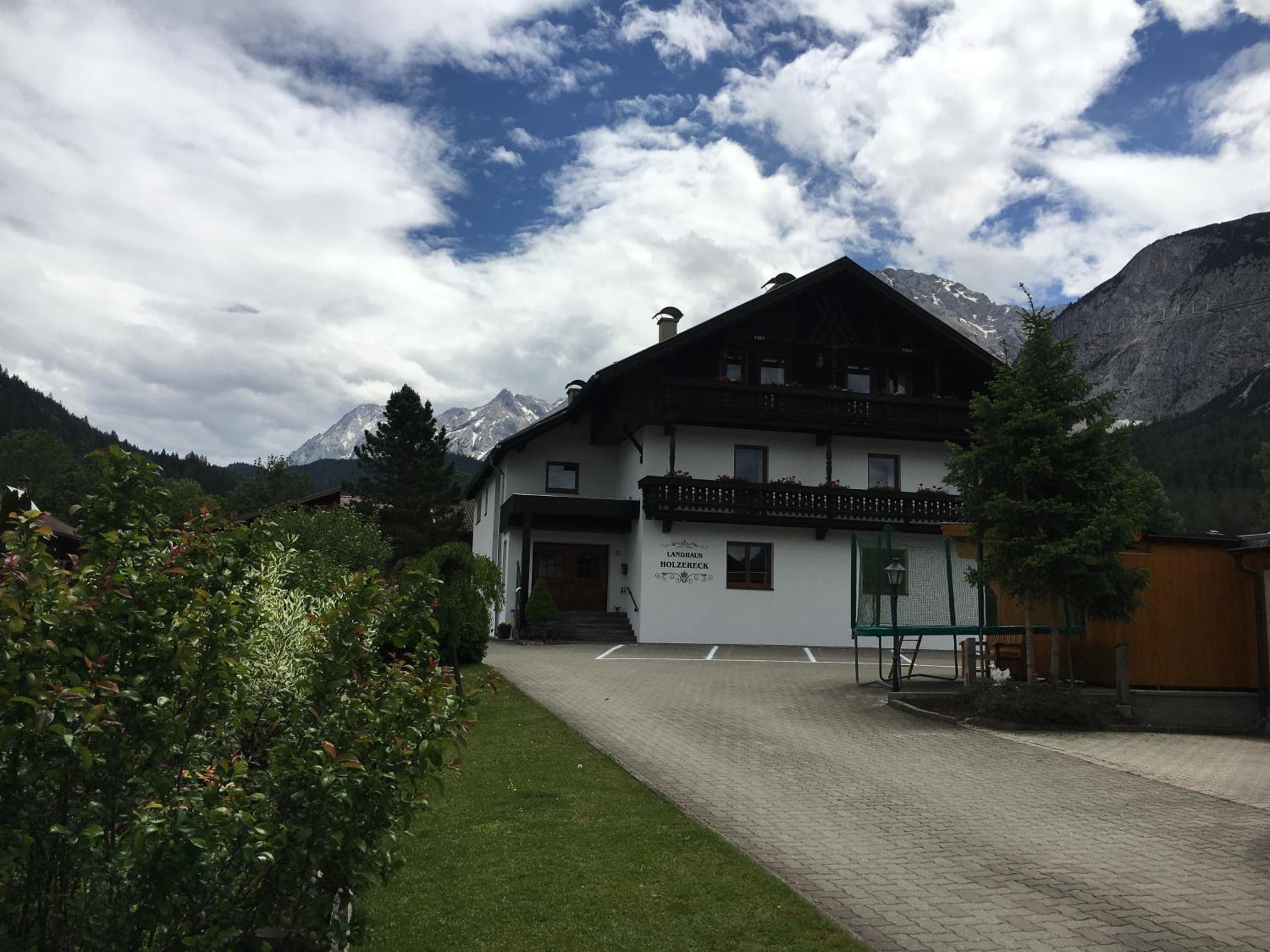 Photo 63