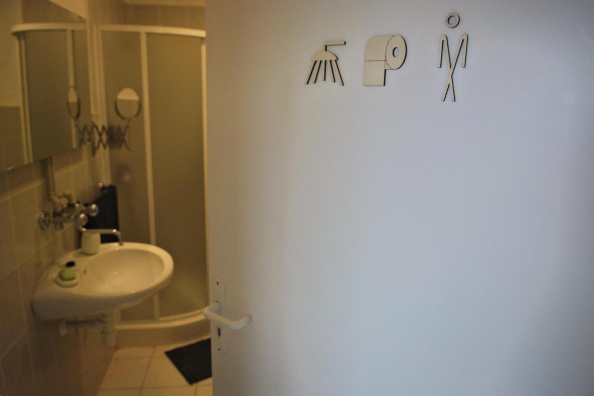 Photo 42