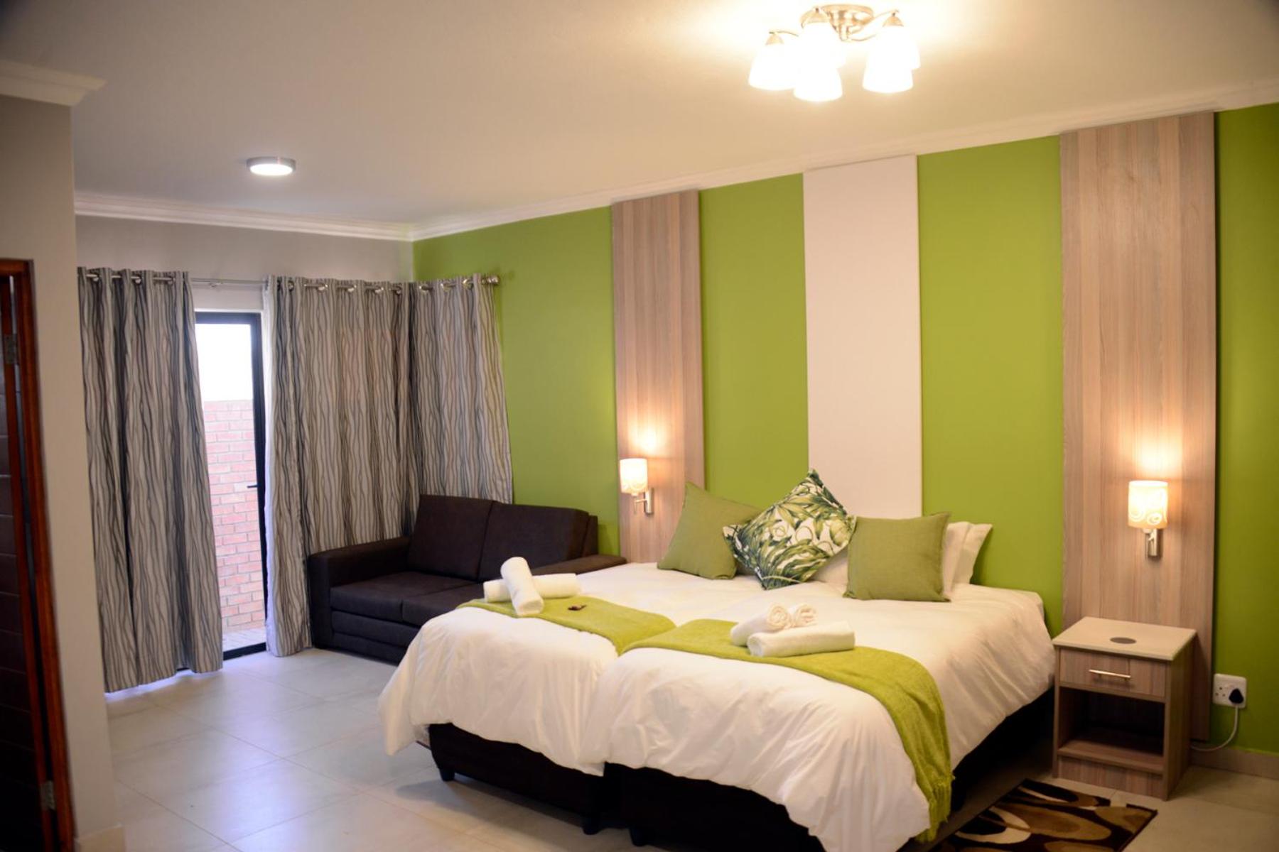 Green Side accommodation, photo 17