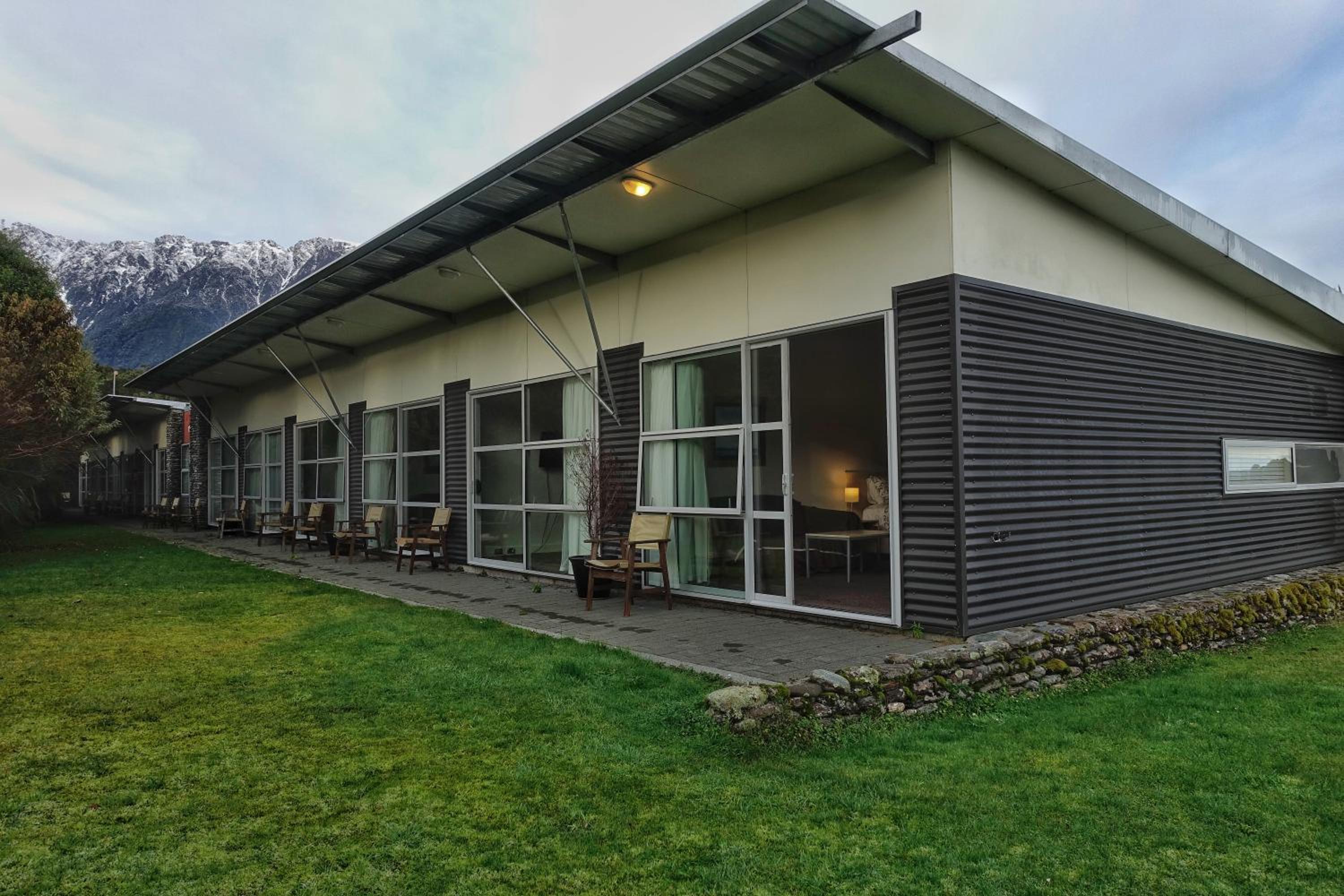 The Westhaven Motel