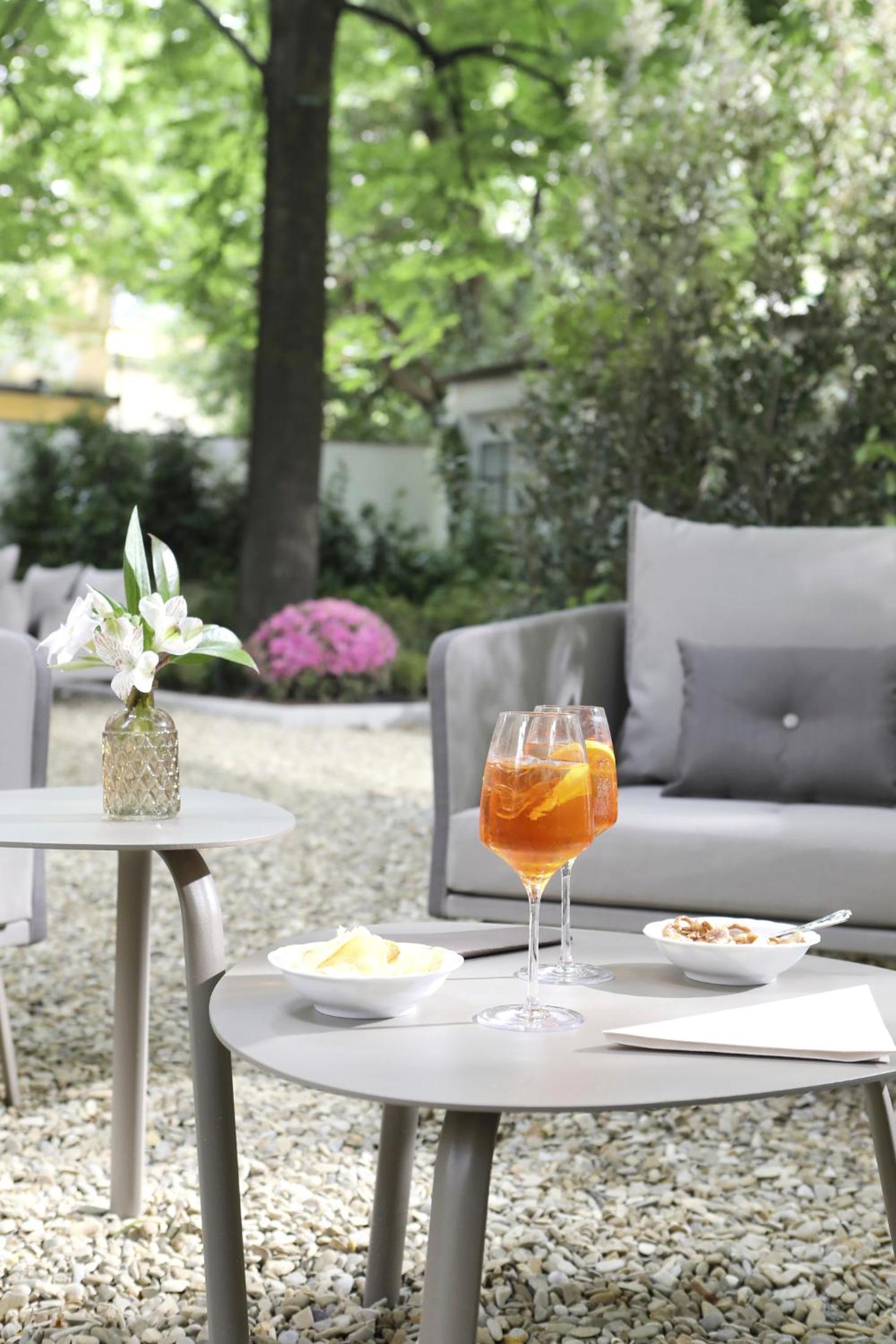 Messori Suites