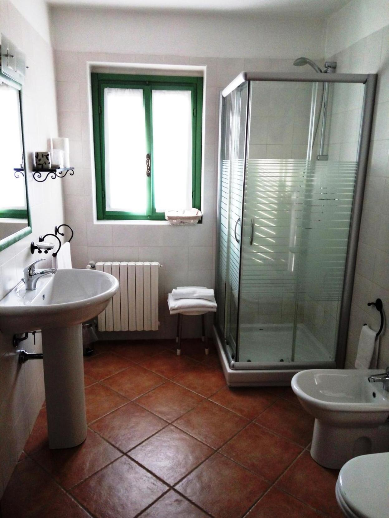 Photo 17