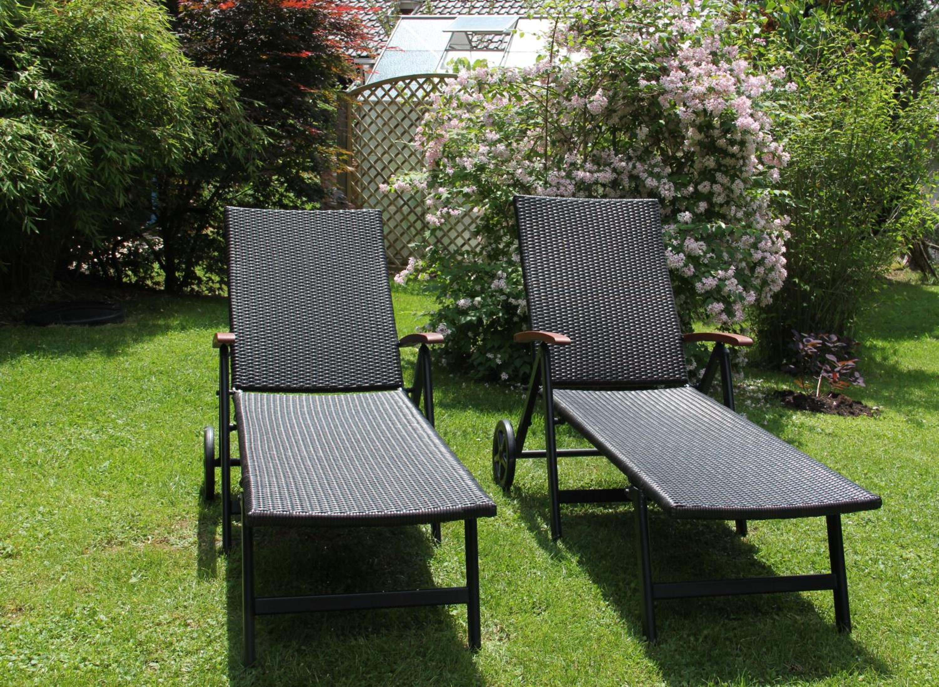 Villa Relax - Ferienwohnungen & Hallenbad & Relaxgarten