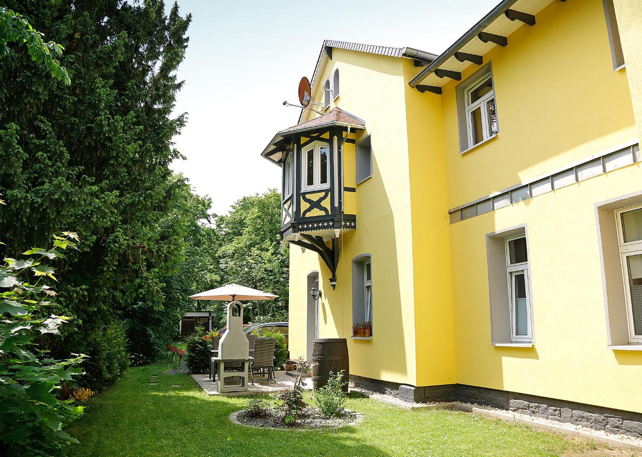 Haus Eveline - Ferienwohnungen unterhalb der Wartburg - view 2