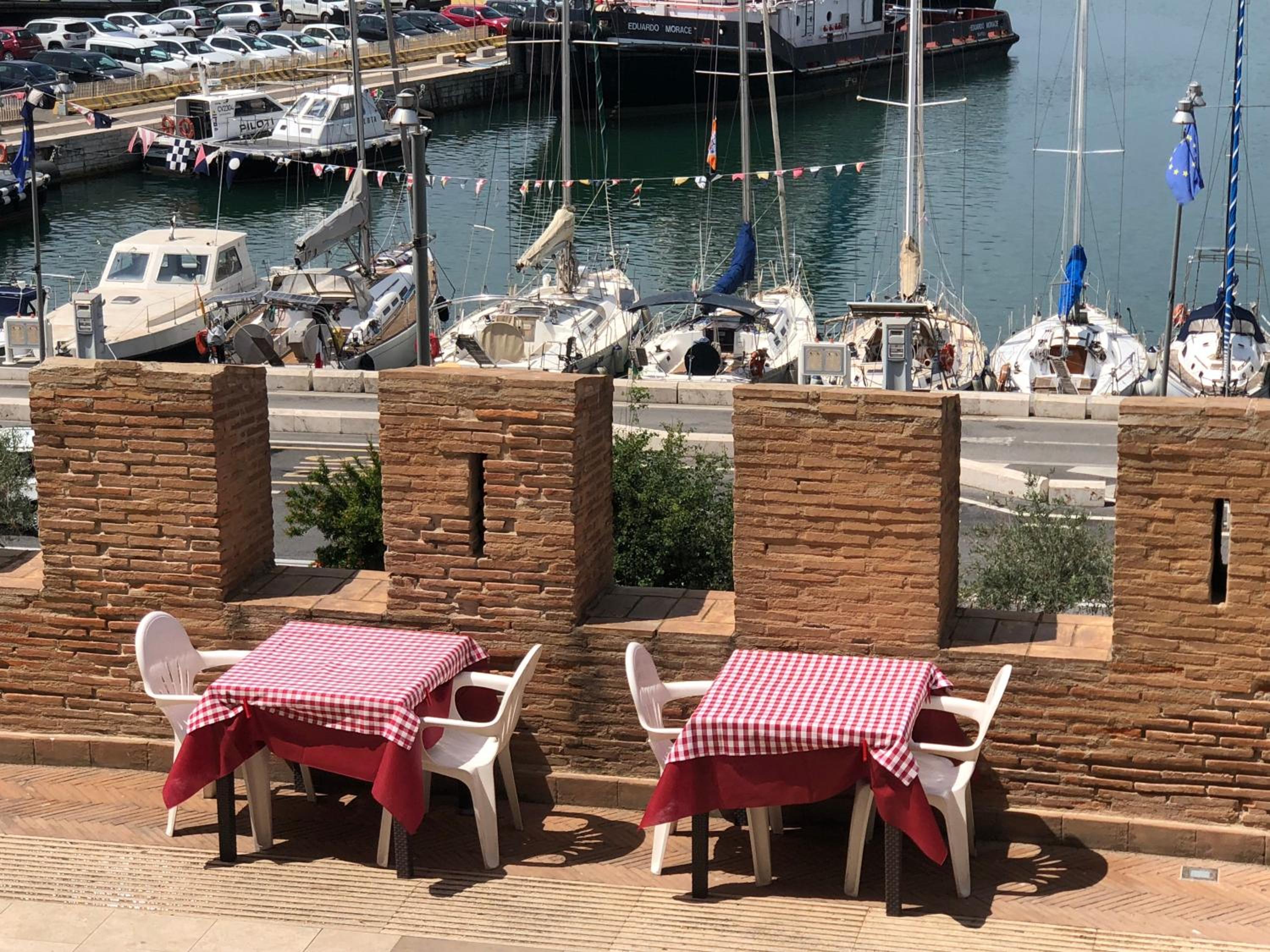 Tourist apartment-La Casa del Porto- alloggio turistico