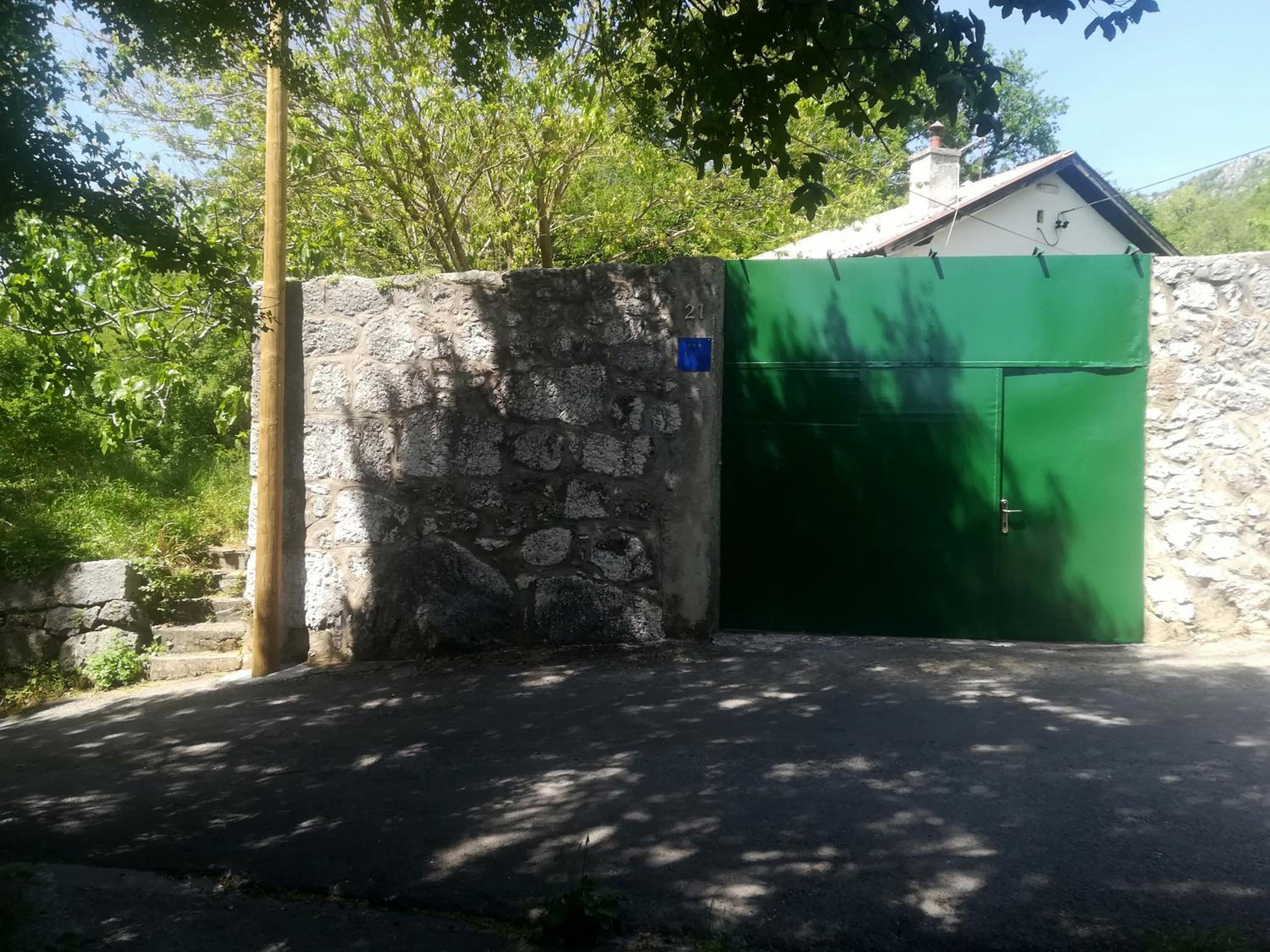 Photo 13