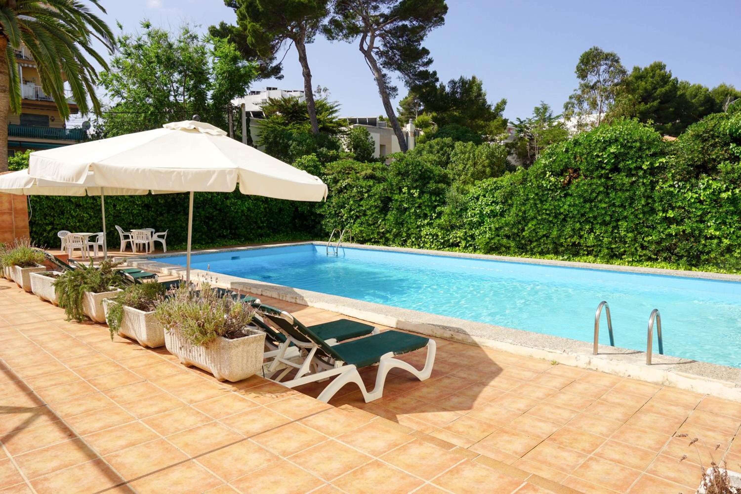 Playa de Palma Vacations - Houm Nets - Adults Only - Property Image 3